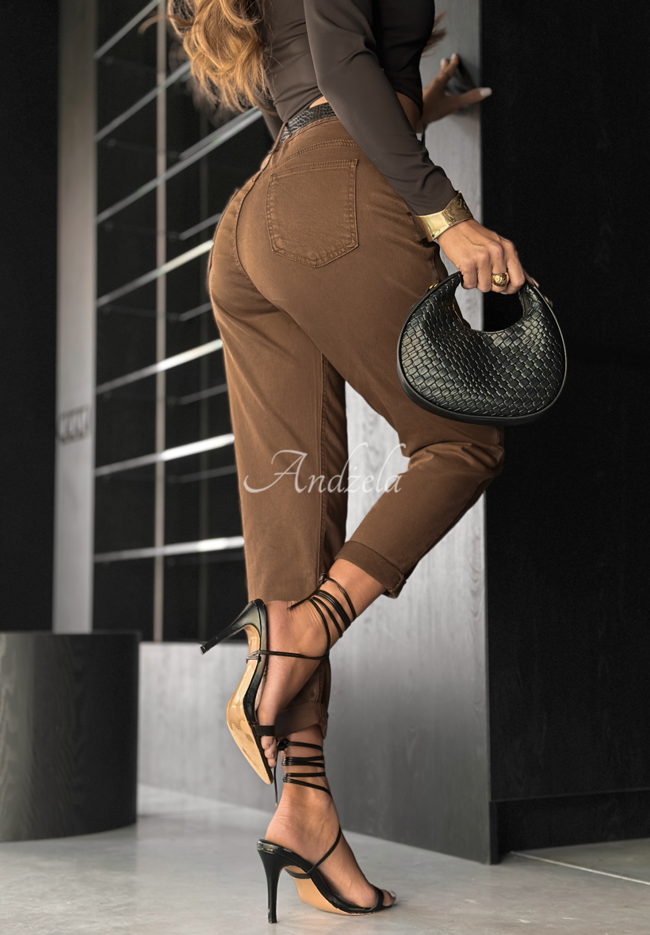 Jeans mit Gürtel Out Of Context Camel