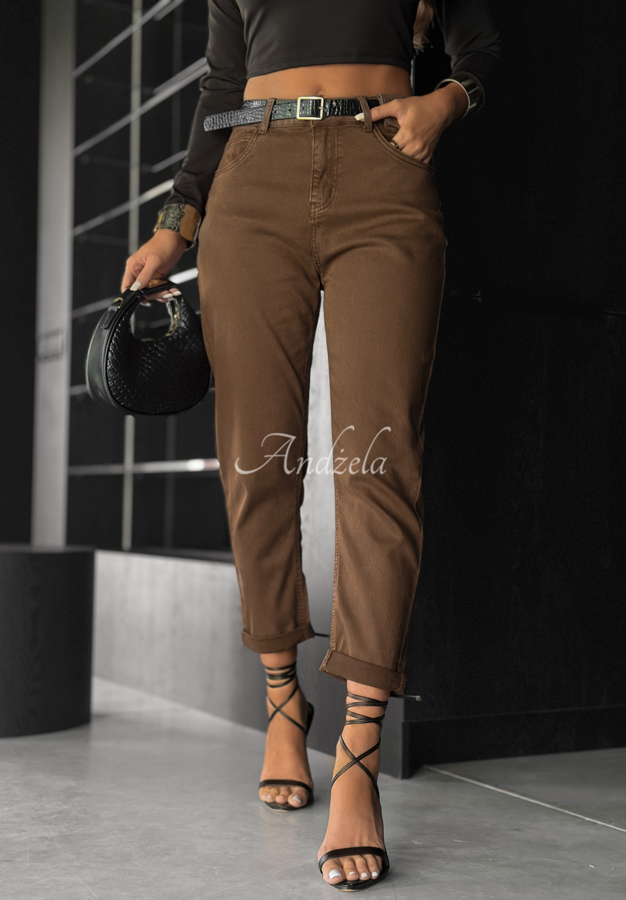 Jeans mit Gürtel Out Of Context Camel