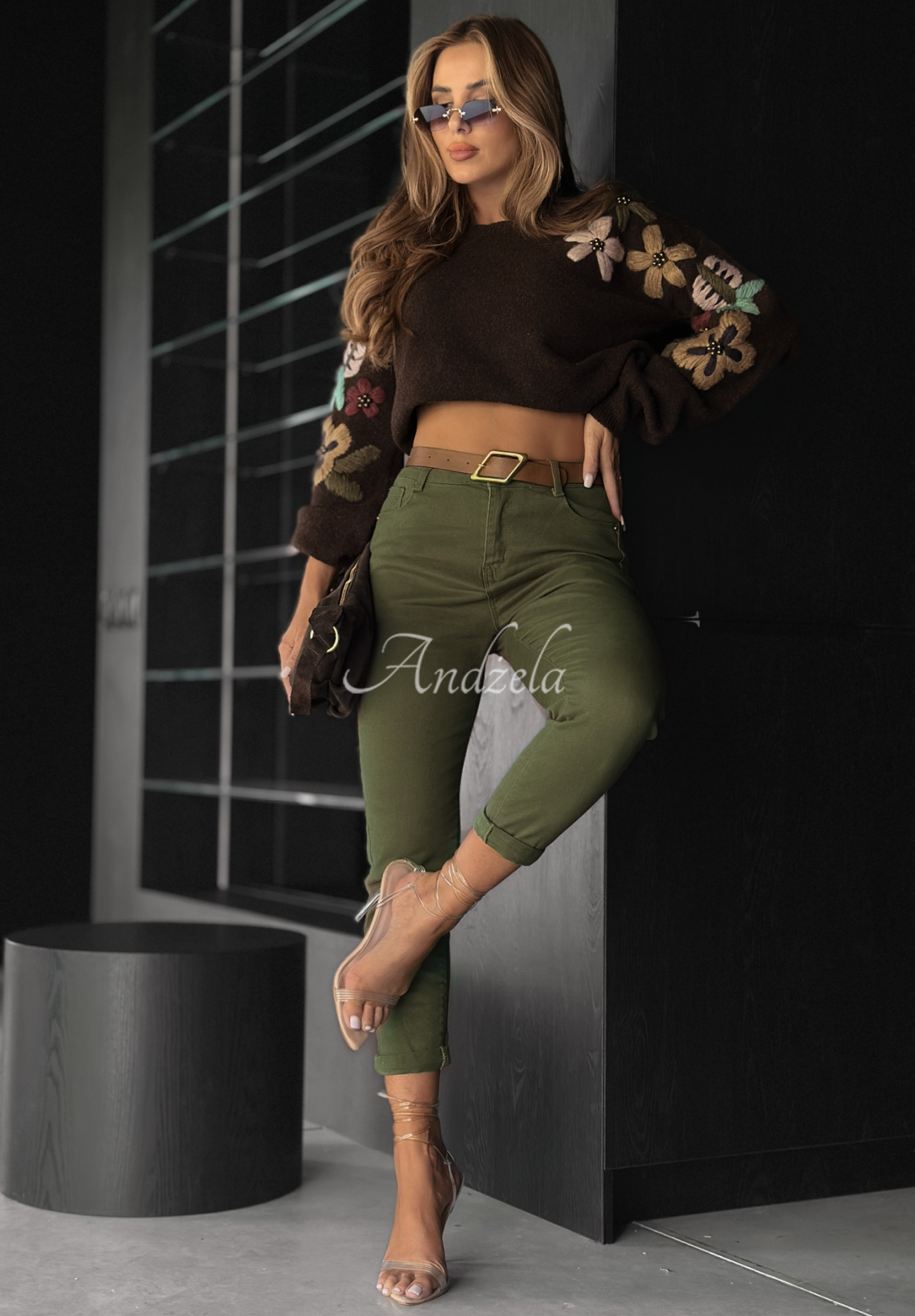 Jeans mit Gürtel Born For This Khaki