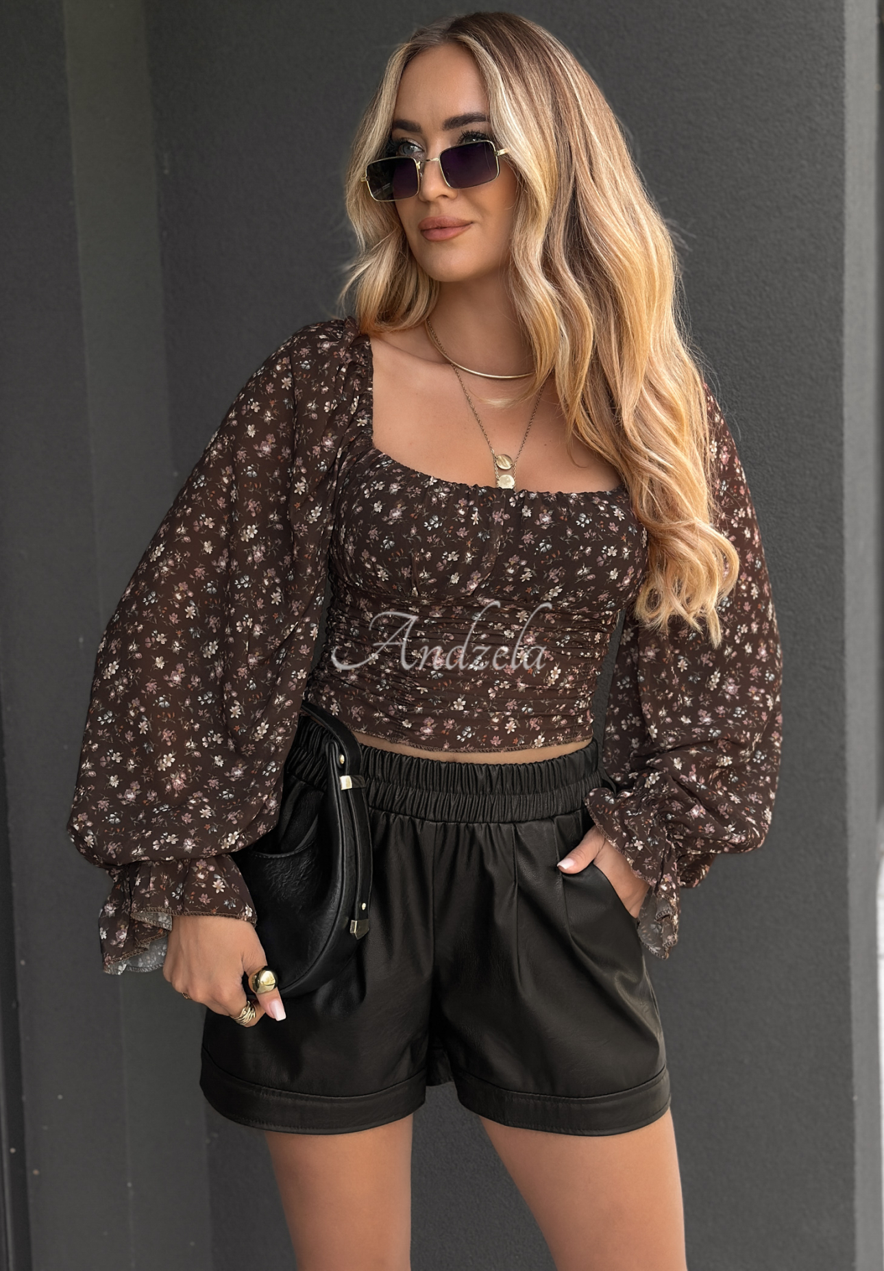 Geblümte spanische Bluse Stil Can’t Be Real Schokoladenbraun