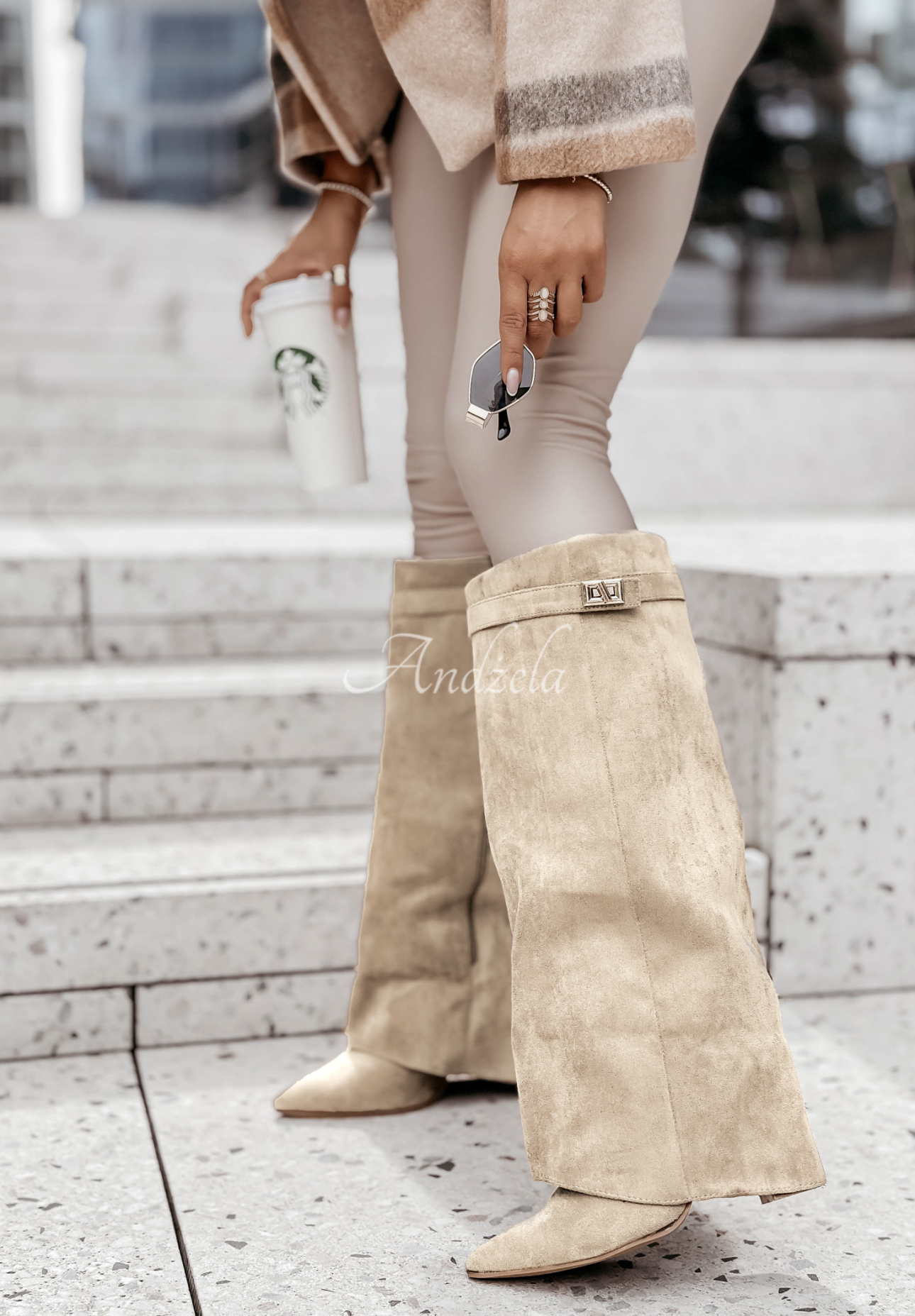 Lange Velourslederstiefel Neville Beige II