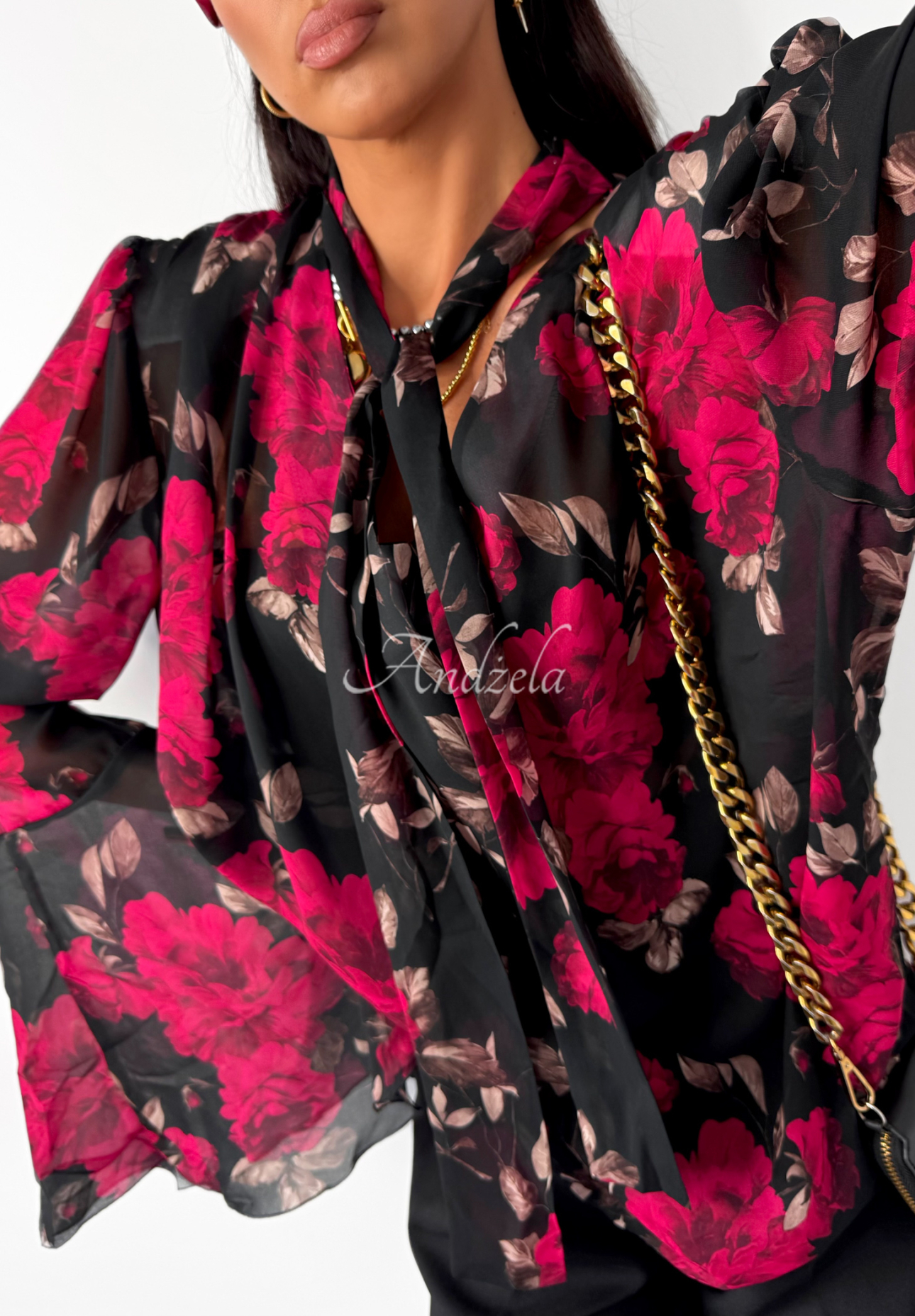 La Milla Vision You Seek floral viscose blouse black and red