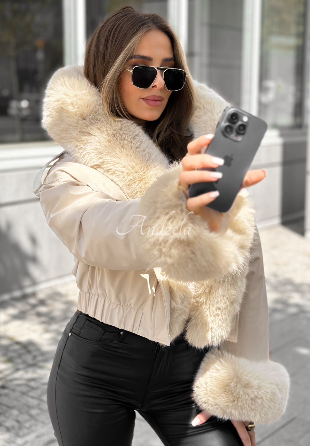 Kurze Jacke mit Fell Timber Pines Beige