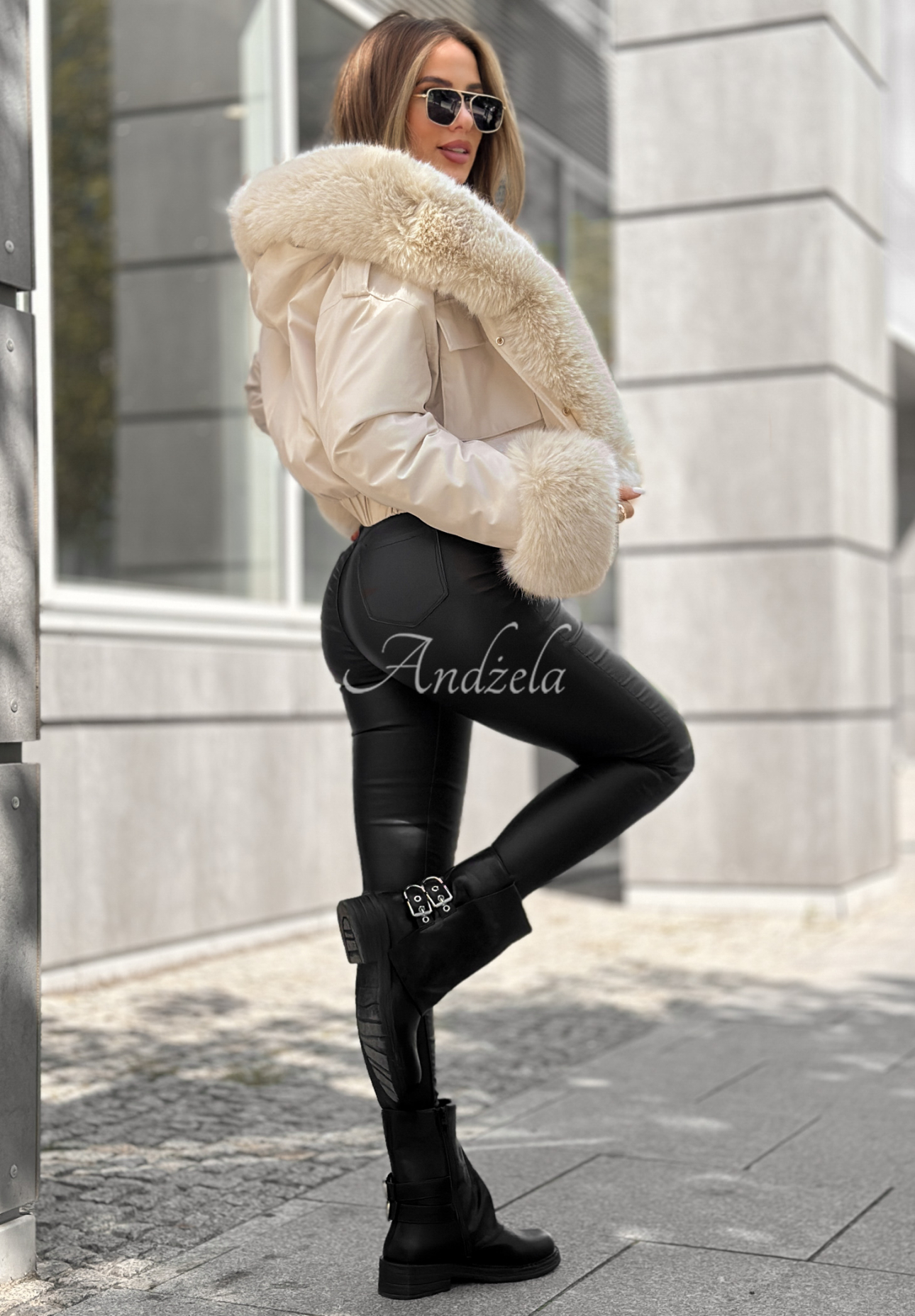 Kurze Jacke mit Fell Timber Pines Beige
