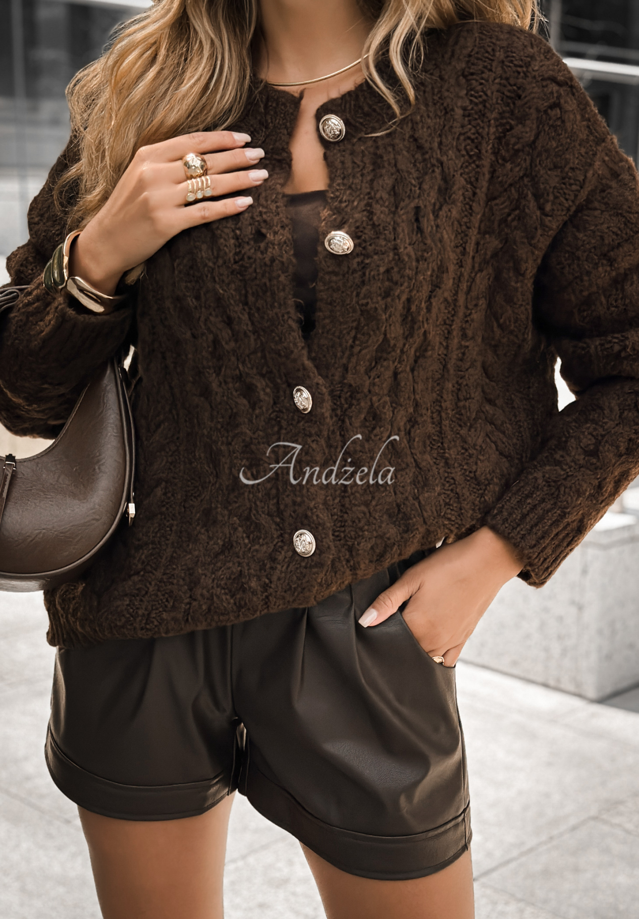 Dekorativ gewebte Strickjacke Chesterton Schokoladenbraun