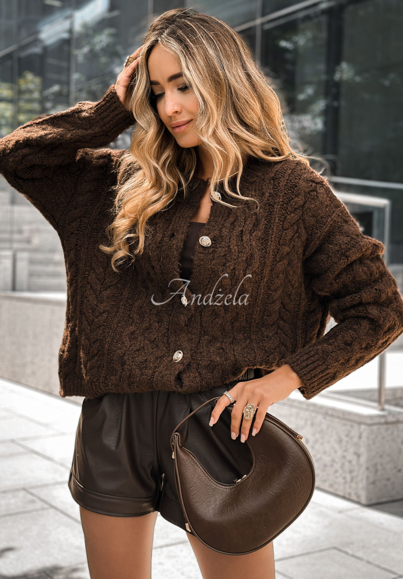 Dekorativ gewebte Strickjacke Chesterton Schokoladenbraun