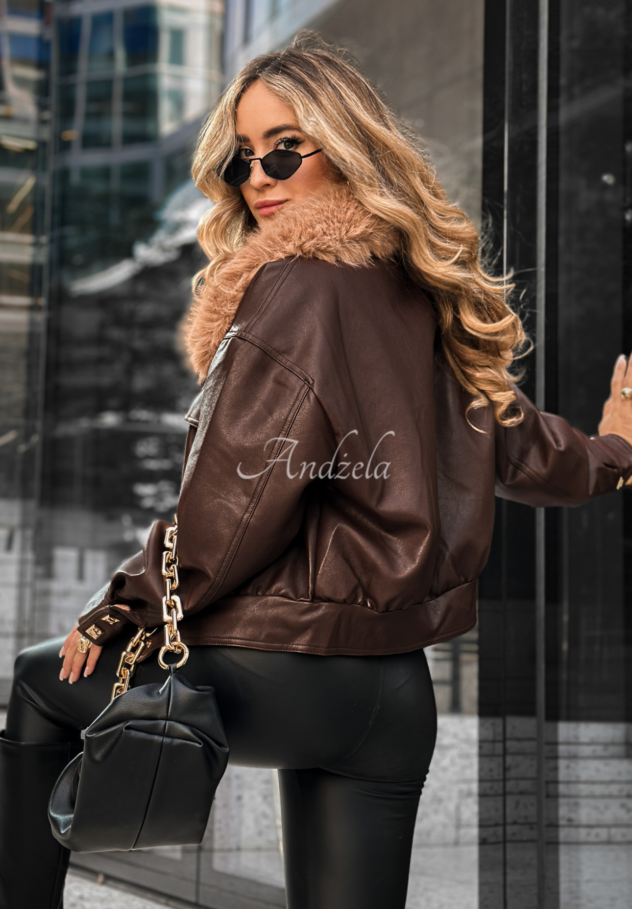 Kurze Lederjacke mit Fell It Doesn&#039;t Matter Schokoladenbraun