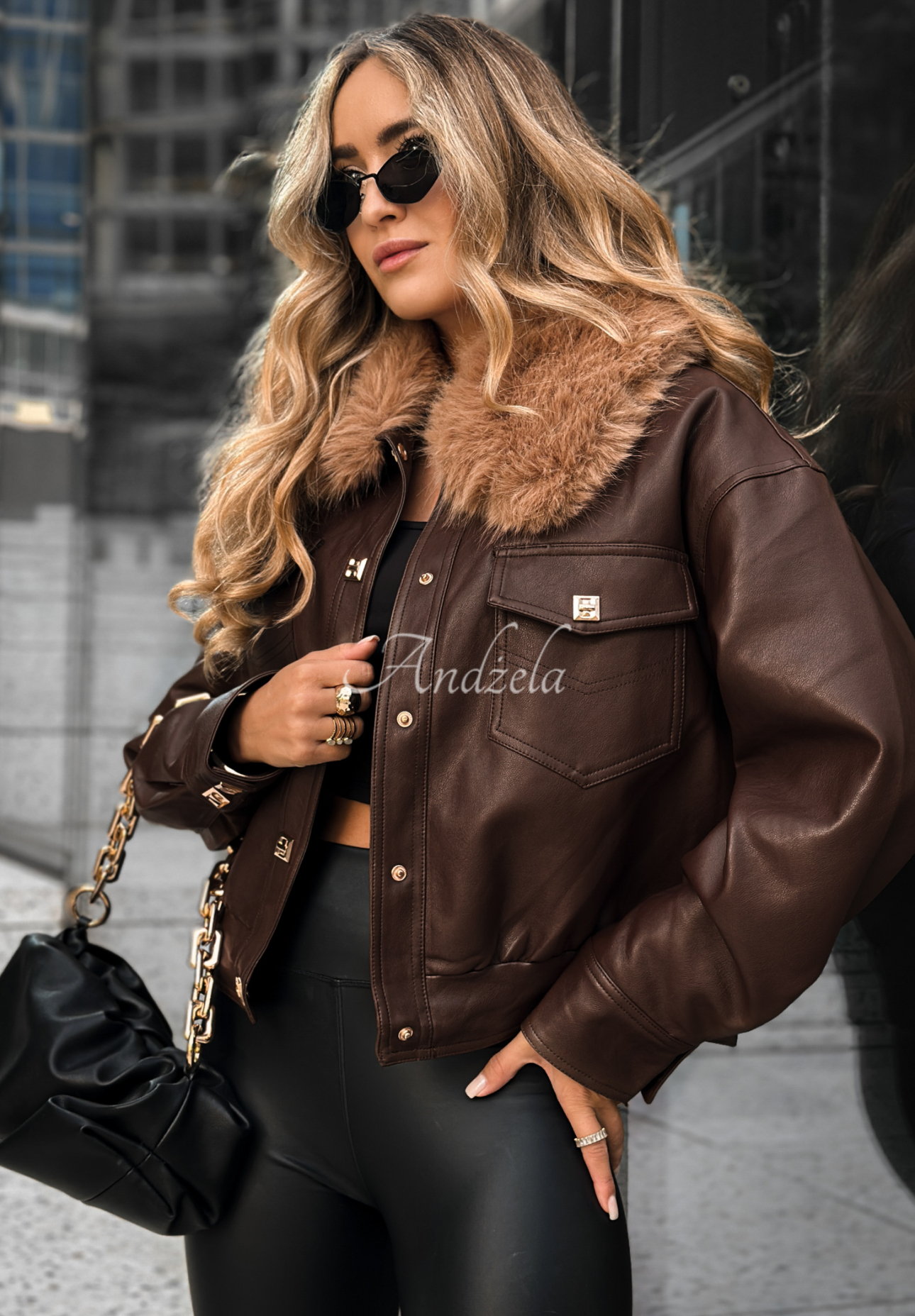 Kurze Lederjacke mit Fell It Doesn&#039;t Matter Schokoladenbraun