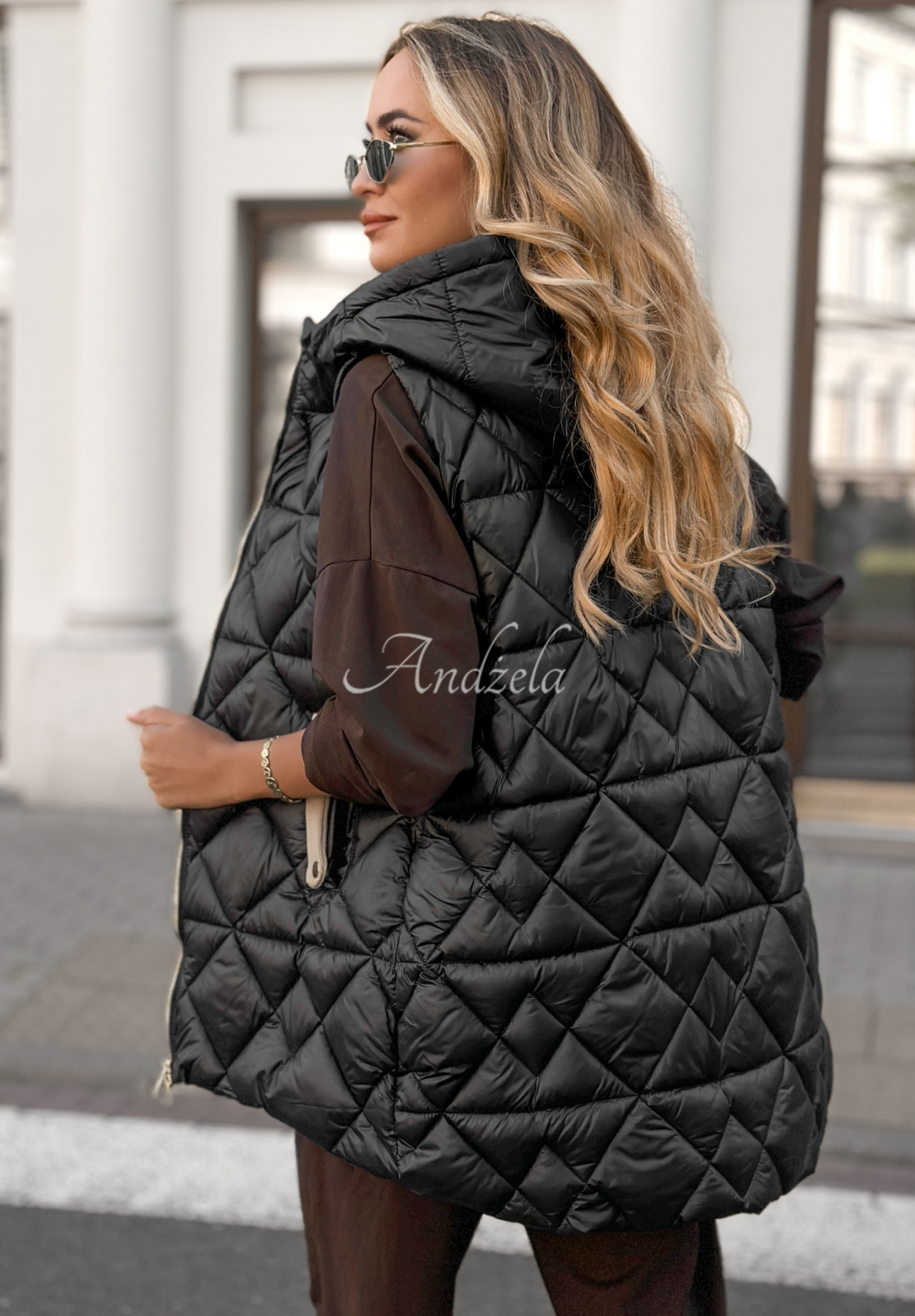 Lange Steppweste mit Kapuze Only You Know Schwarz