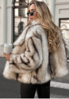 Krótkie futerko z kołnierzem Pumpkin Latte Hell Beige