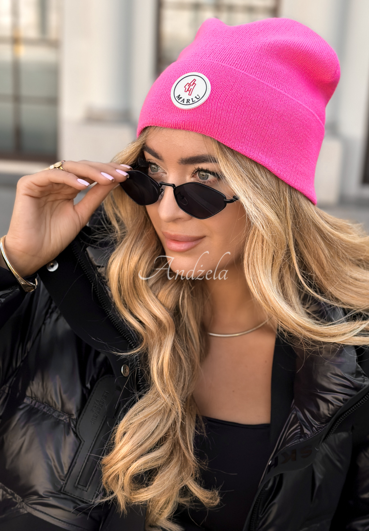 Mütze mit Patch Winter City Rosa