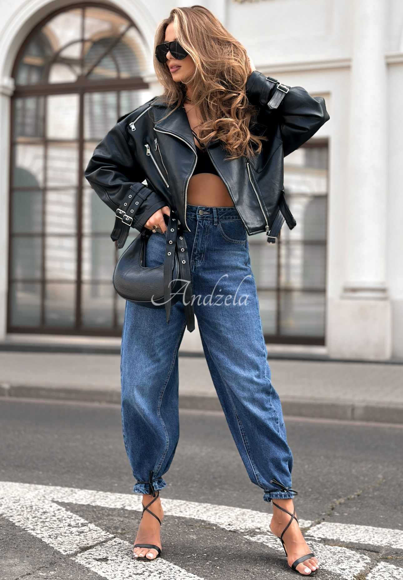 Kurze Bikerjacke aus Leder Not Your Girl Schwarz