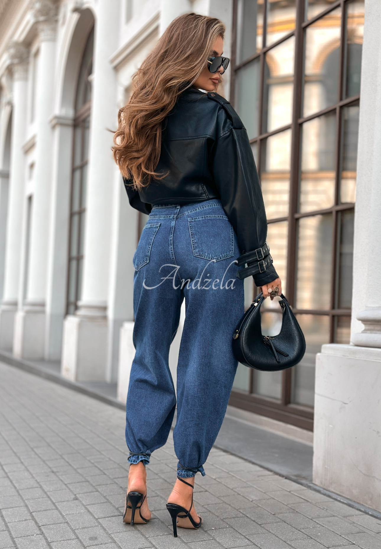 Kurze Bikerjacke aus Leder Not Your Girl Schwarz