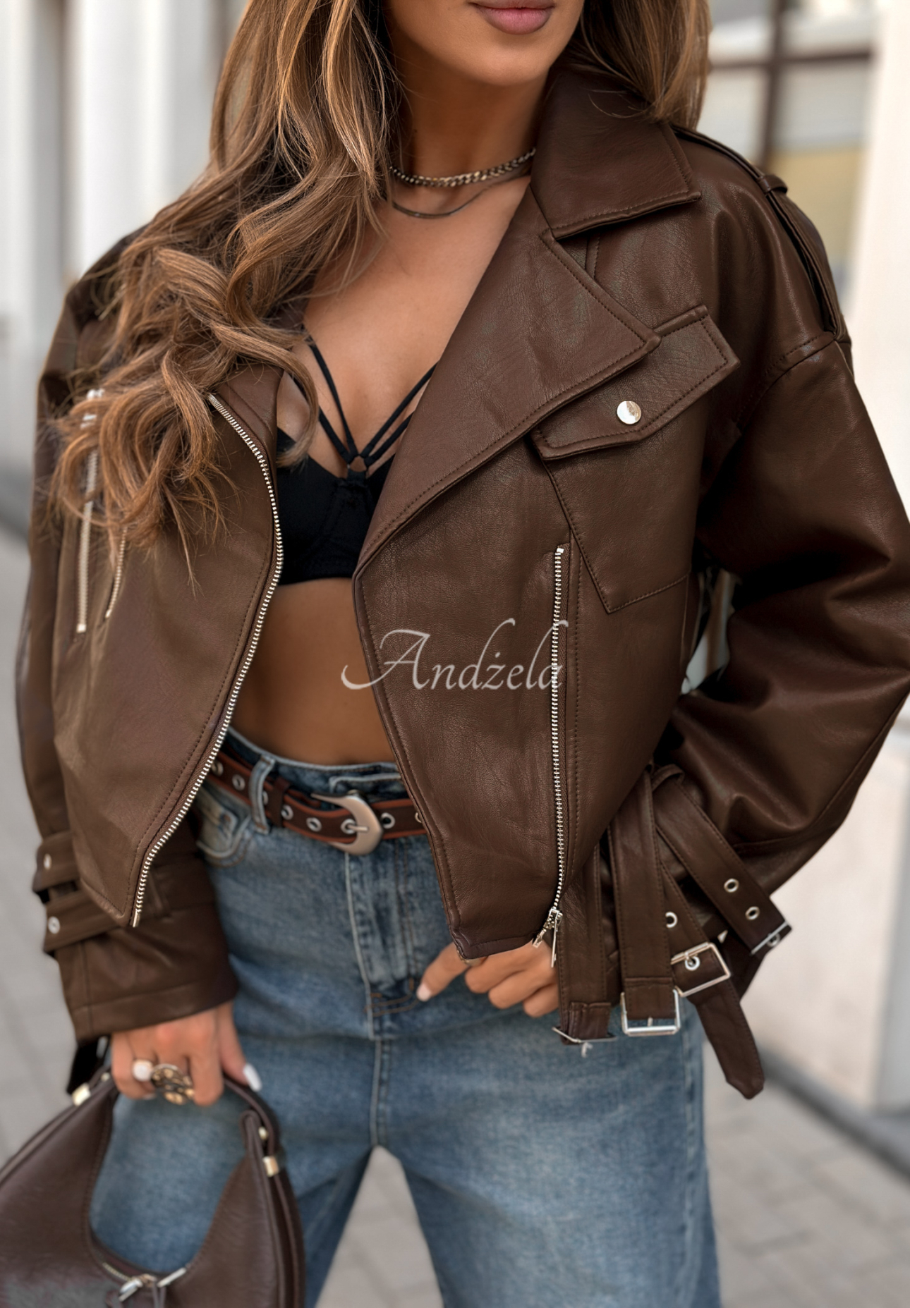 Kurze Bikerjacke aus Leder Not Your Girl Schokoladenbraun