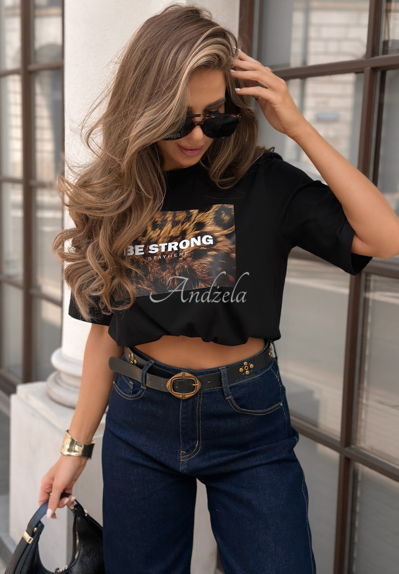 T-Shirt mit Aufdruck Be Strong Schwarz