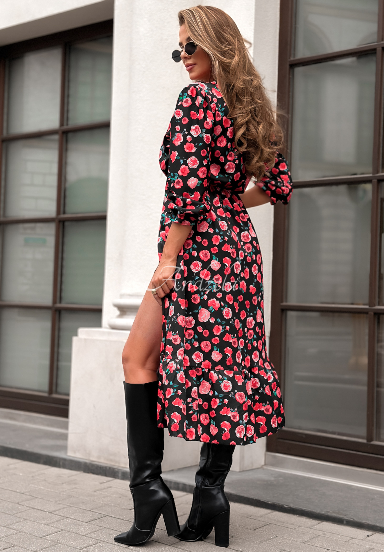 Midikleid mit Blumenmuster Where Were You Schwarz