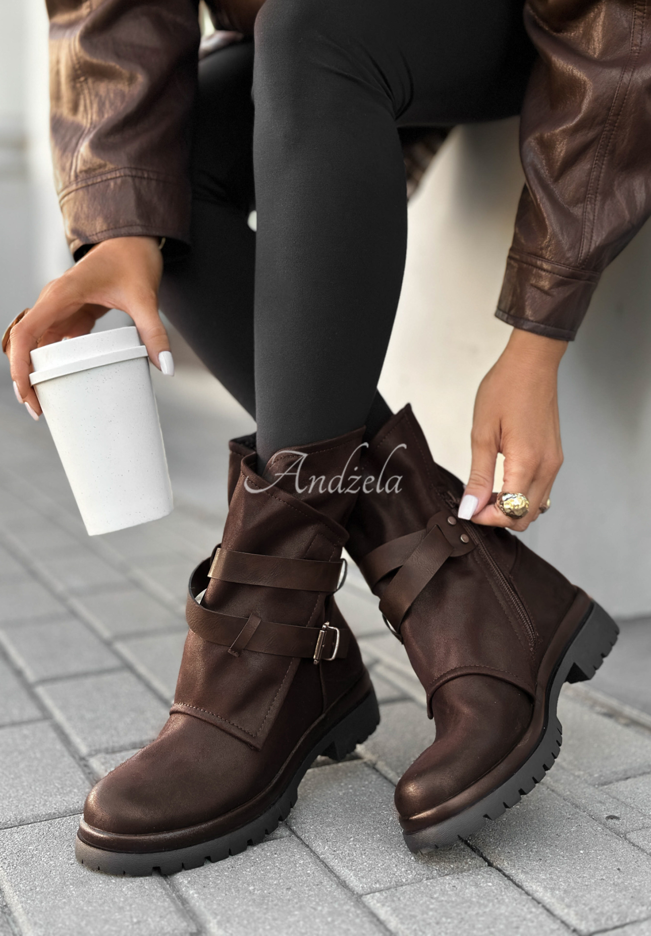 Lederstiefeletten mit Schnallen Still So Warm Schokoladenbraun