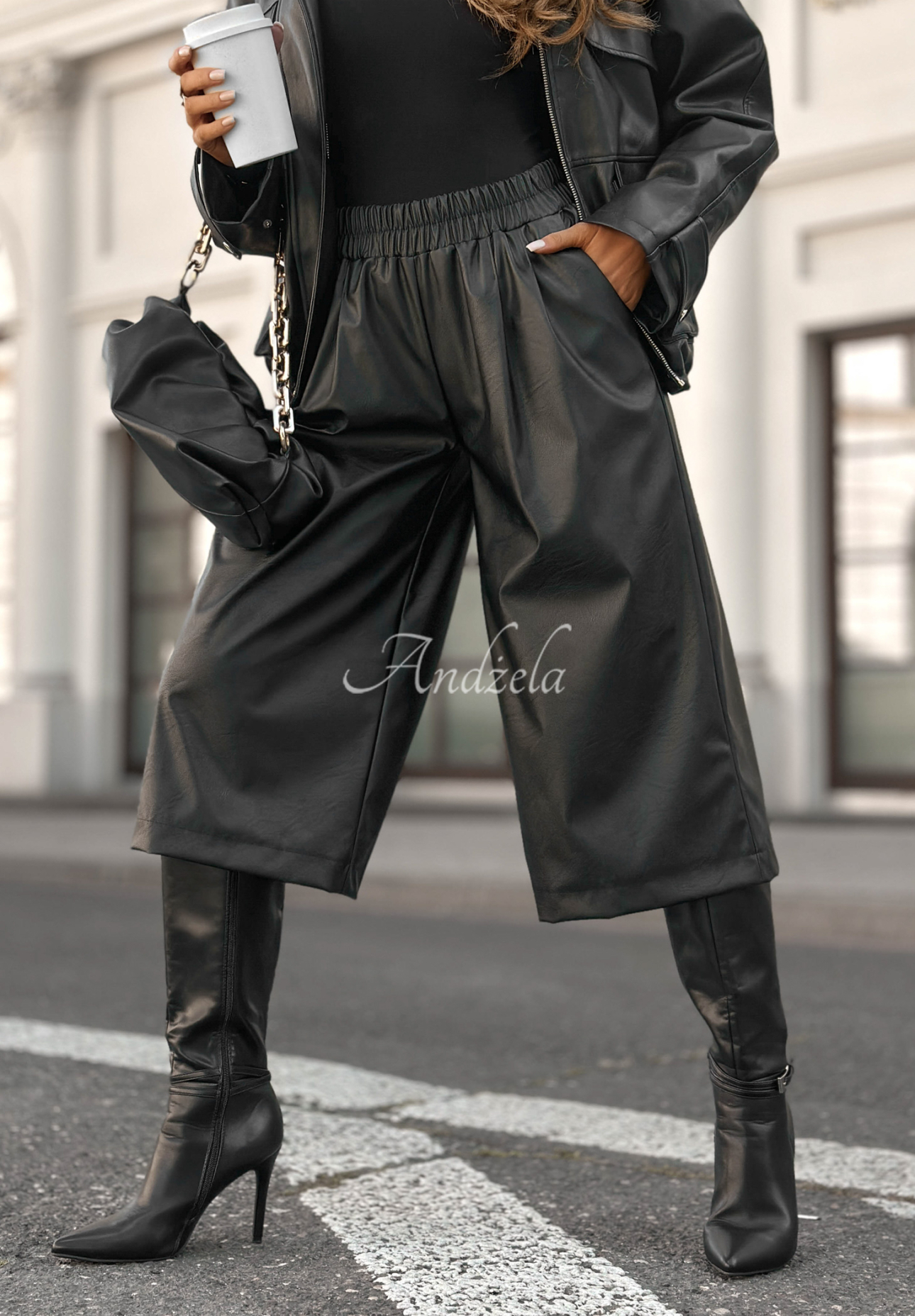 Lederhosen wide leg Before It Ends Schwarz