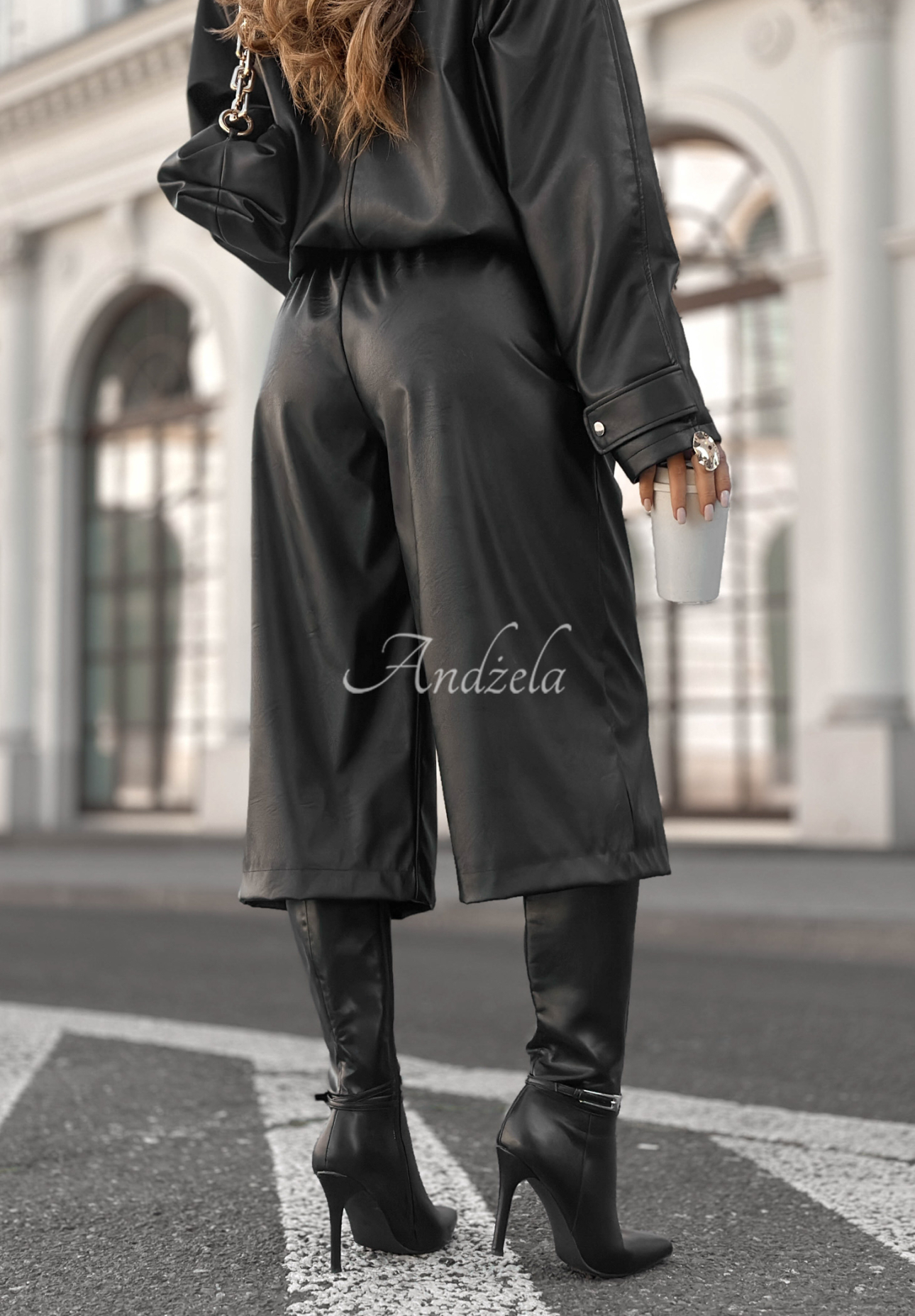 Lederhosen wide leg Before It Ends Schwarz