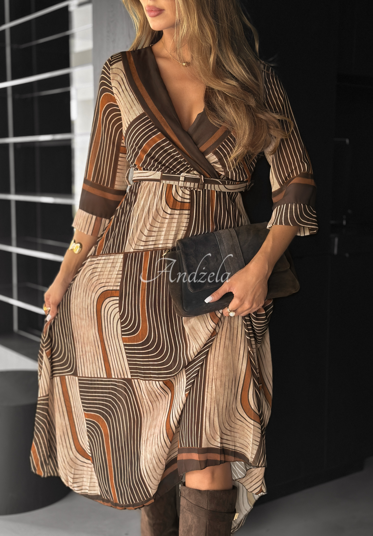Gemusteres Midi-Kleid Coffee Please beige-schokoladenbraun