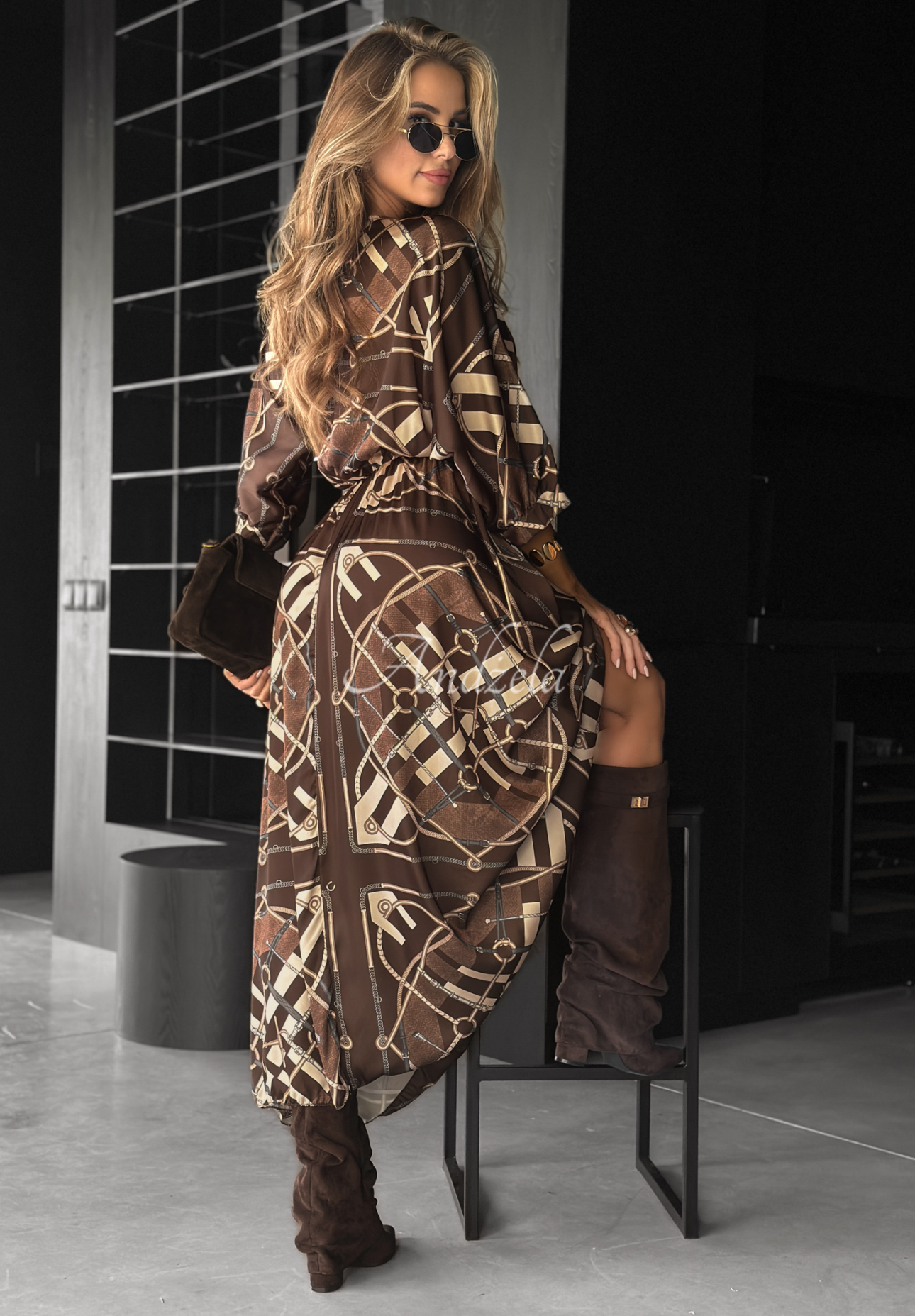 Maxi-Kleid mit Muster Vision You Seek Schokoladenbraun
