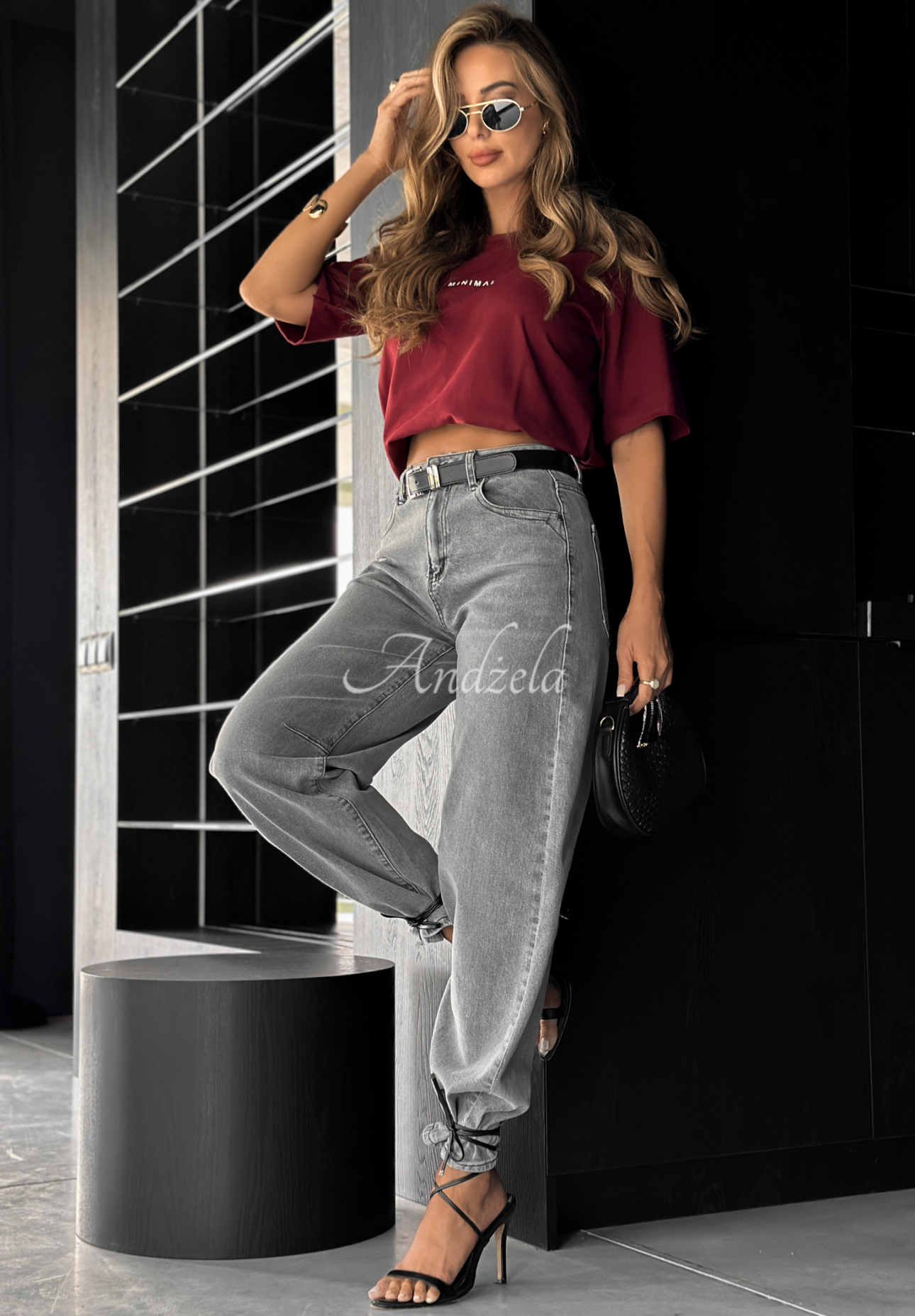 Wide Leg Jeans In This Silence Grau
