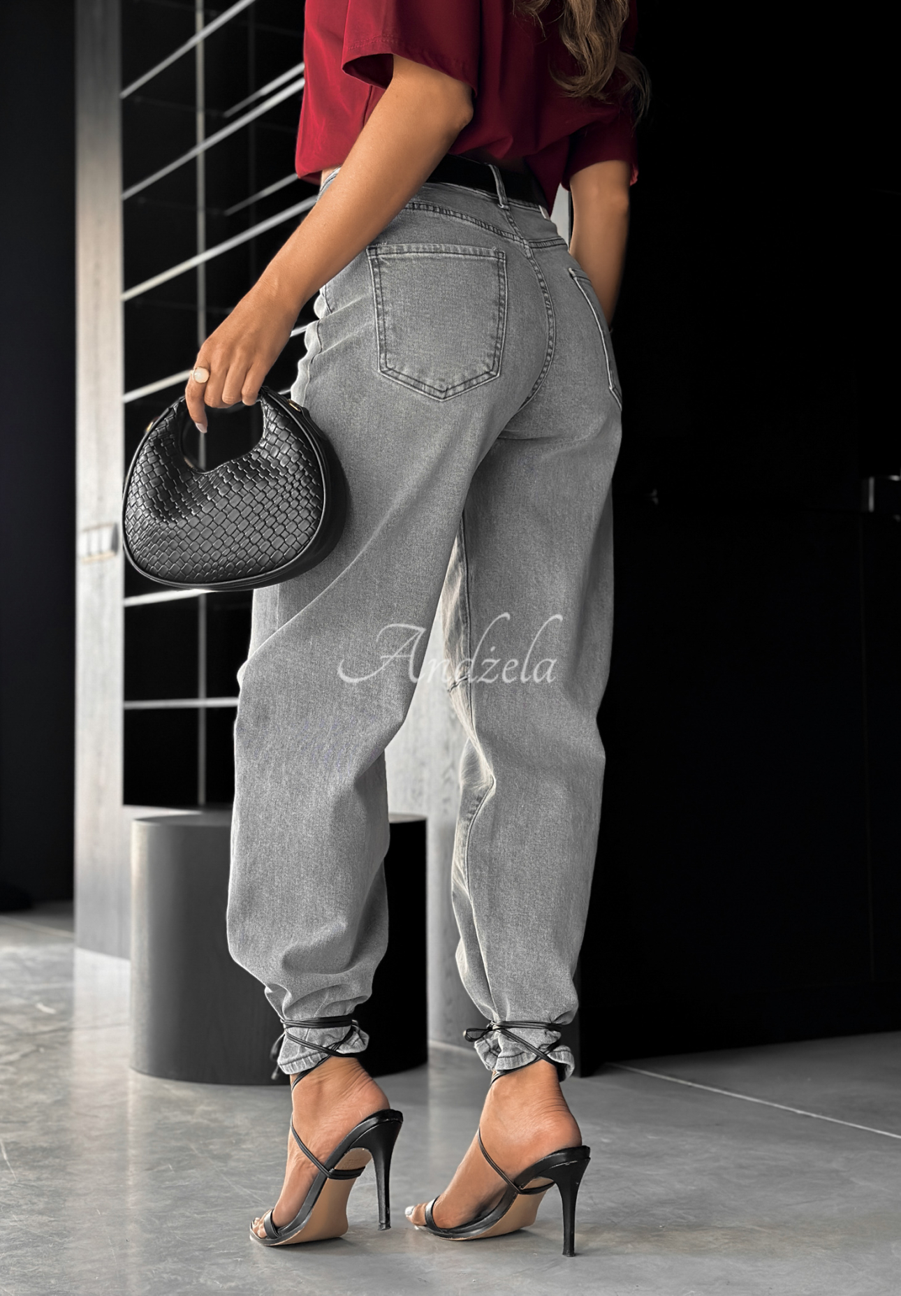 Wide Leg Jeans In This Silence Grau