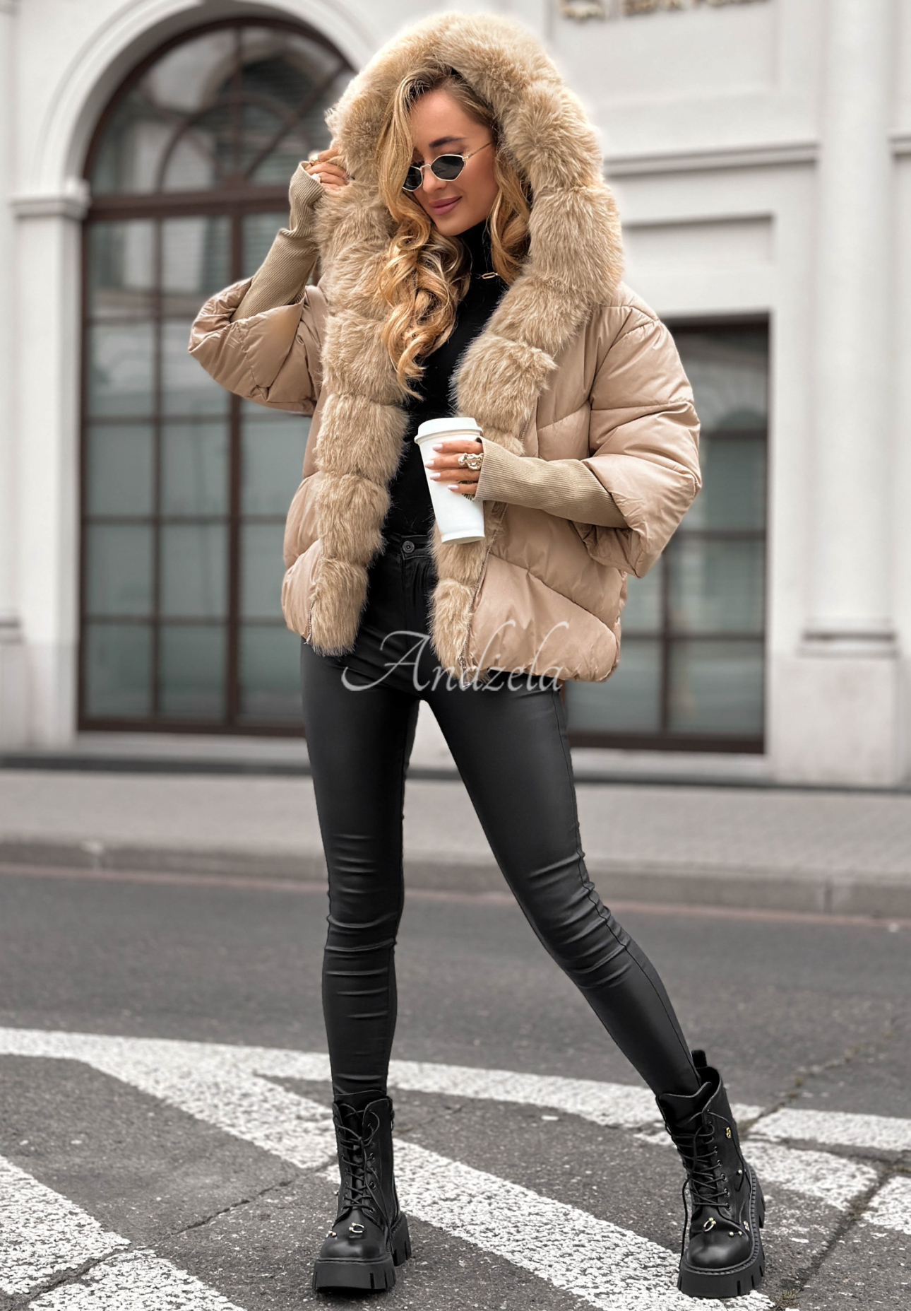 Steppjacke mit Fell Frosty Horizon dunkelbeige