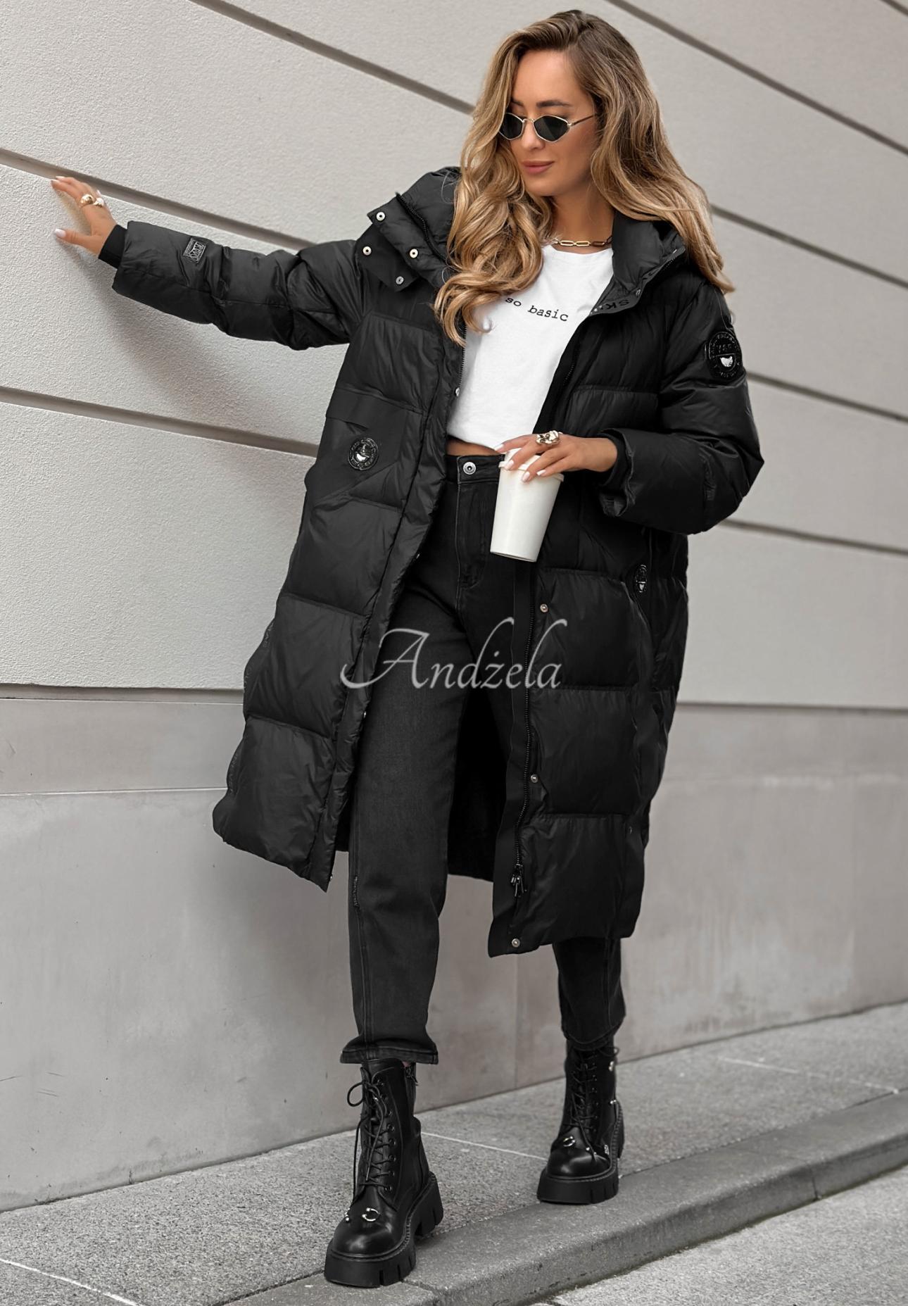 Lange Daunenjacke mit Steppung Need You Schwarz