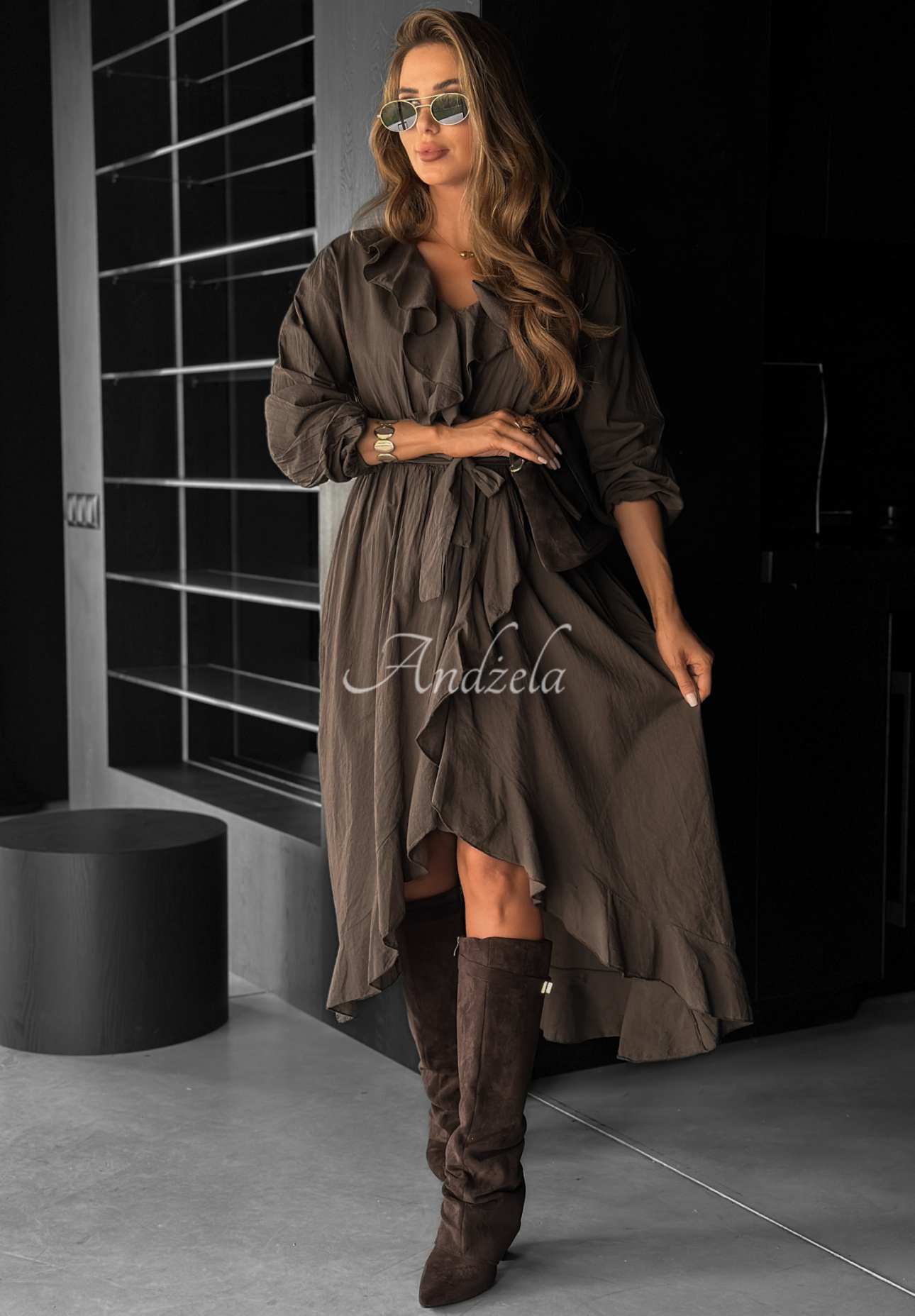 Midikleid mit Rüschen Waiting Again Schokoladenbraun