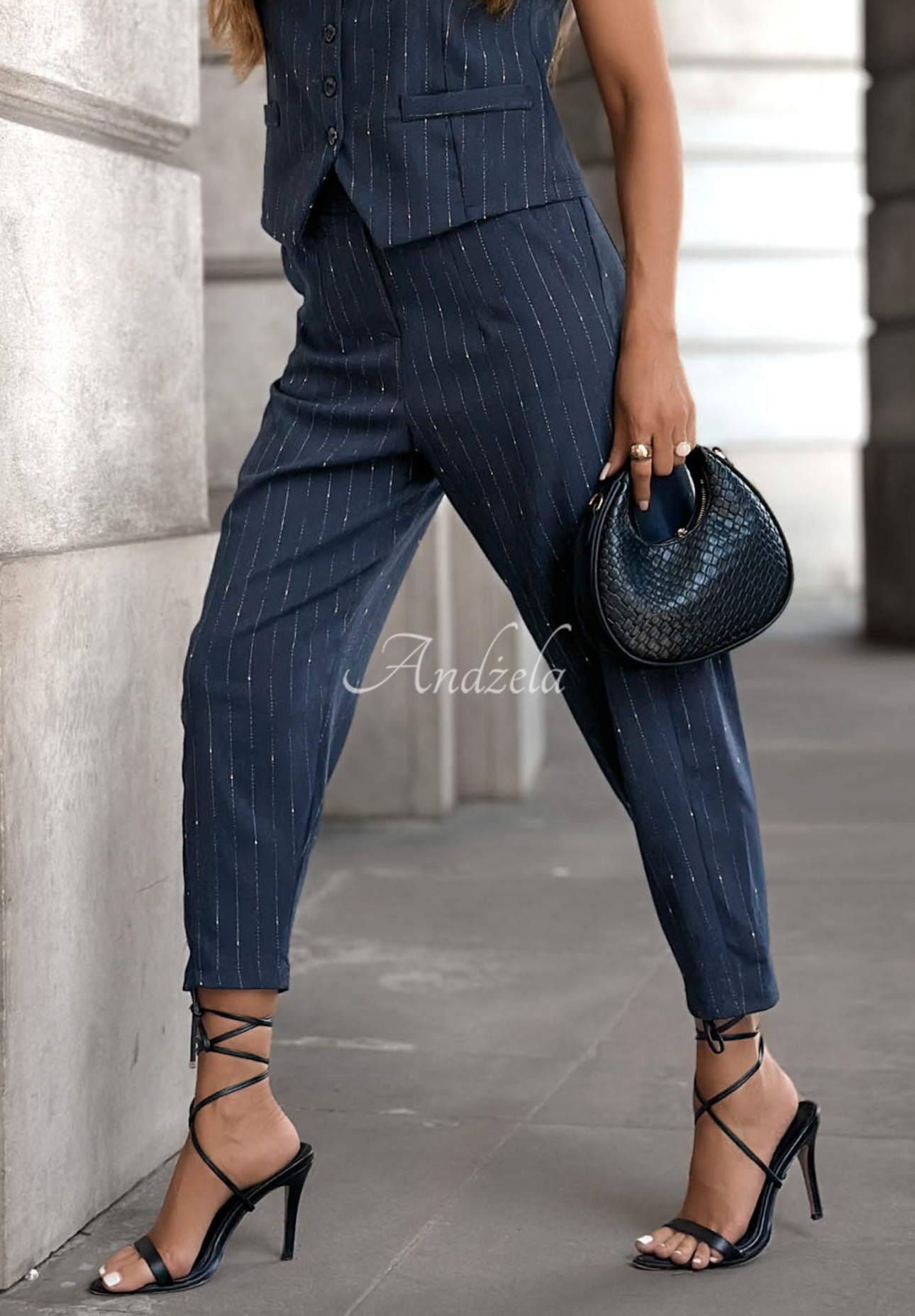 Elegante Hose banana Confident Energy Dunkelblau