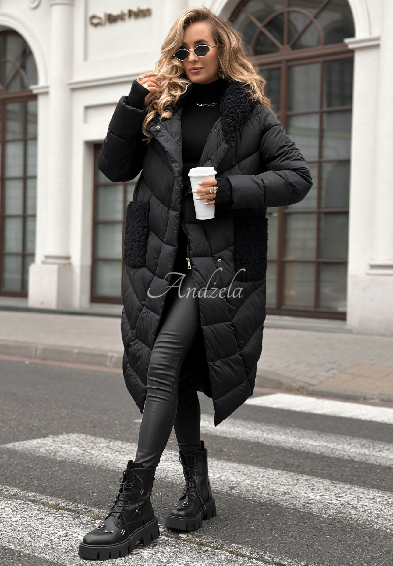 Lange Steppjacke mit Schaffellmantel Long Cold Winter Schwarz