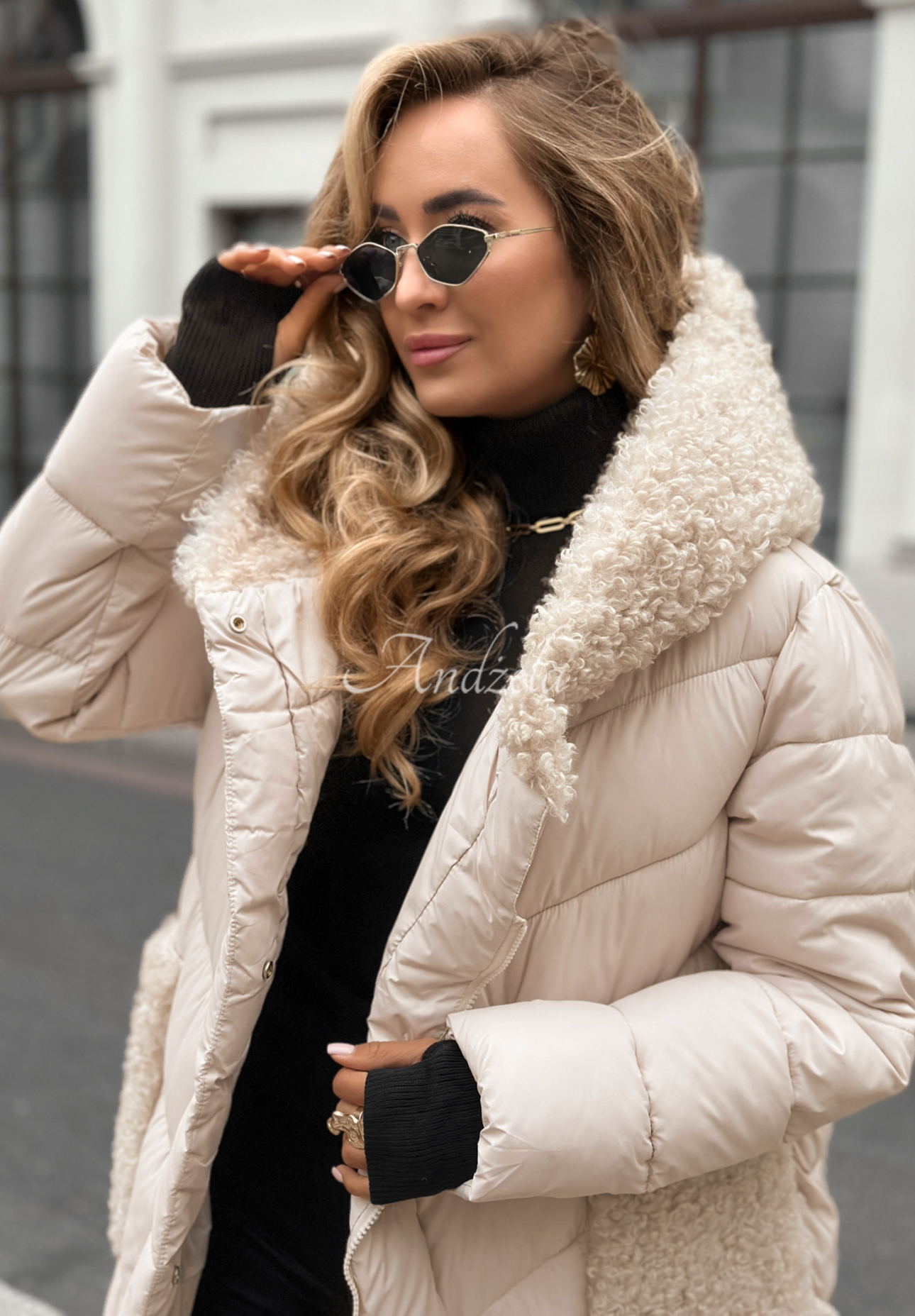 Lange Steppjacke mit Schaffellmantel Long Cold Winter Beige