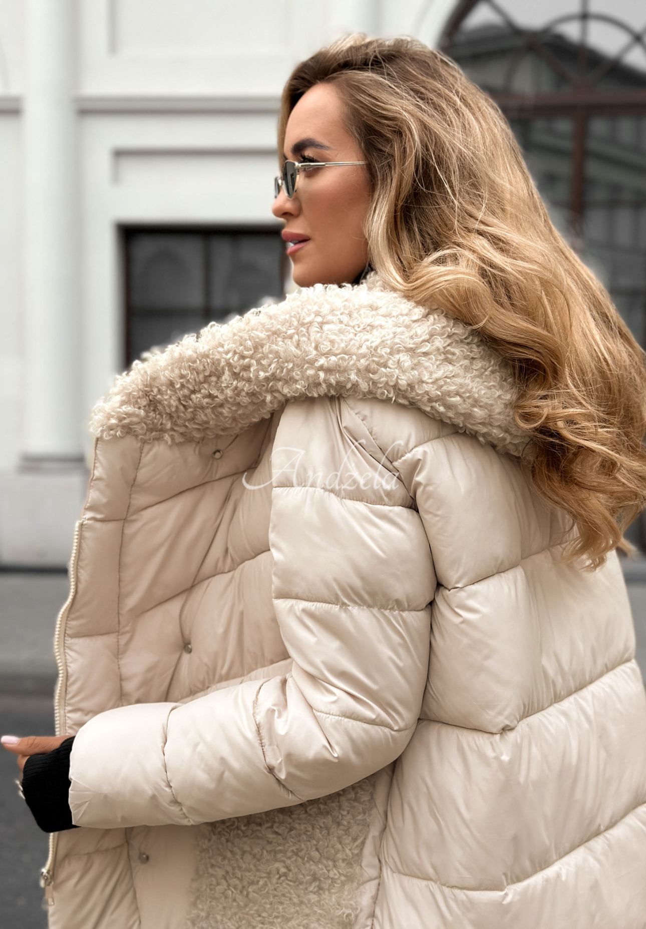 Lange Steppjacke mit Schaffellmantel Long Cold Winter Beige