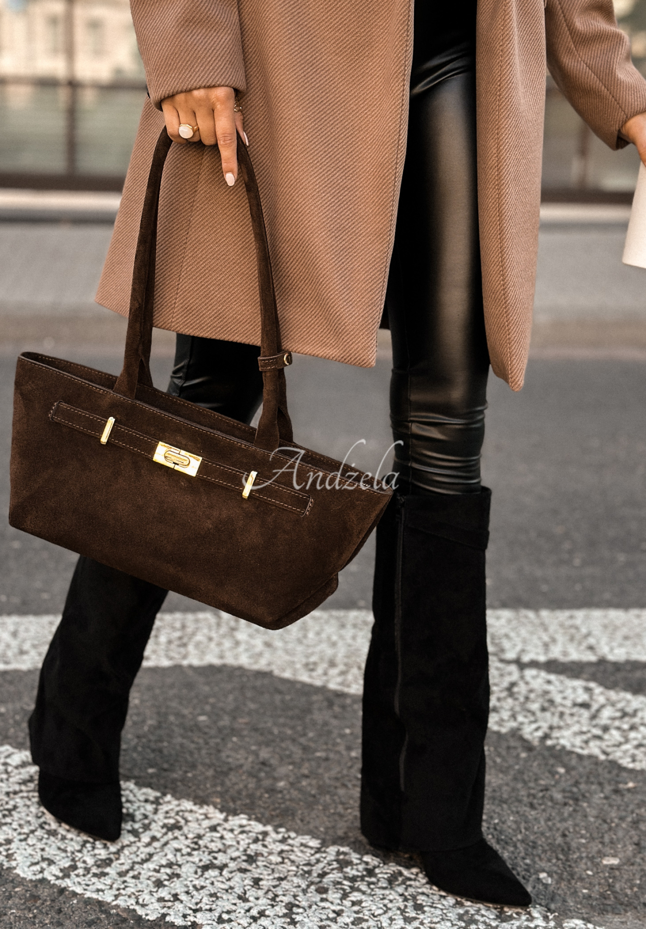 Wildlederhandtasche That Thought Schokoladenbraun