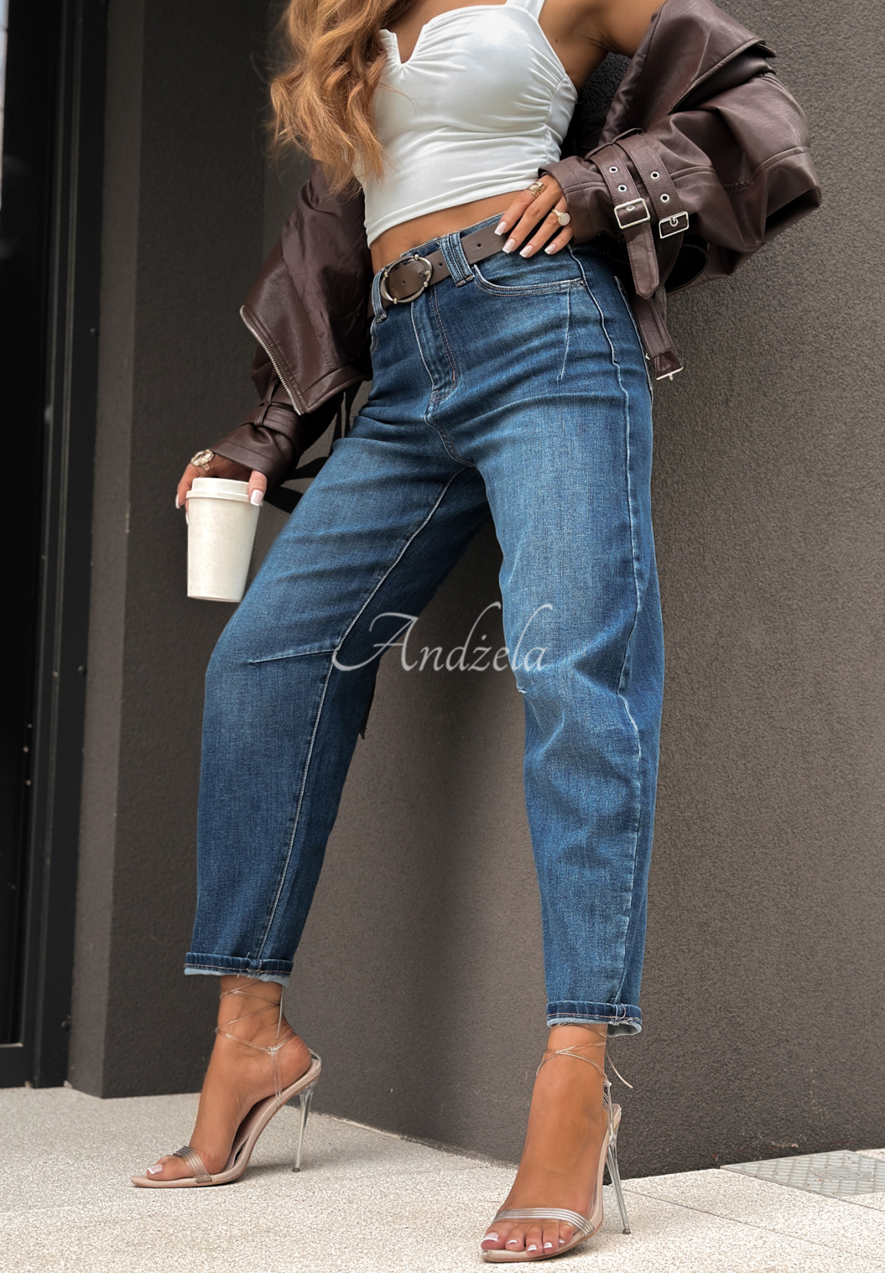 Bananenjeans mit Gürtel Calm But Crazy Blau
