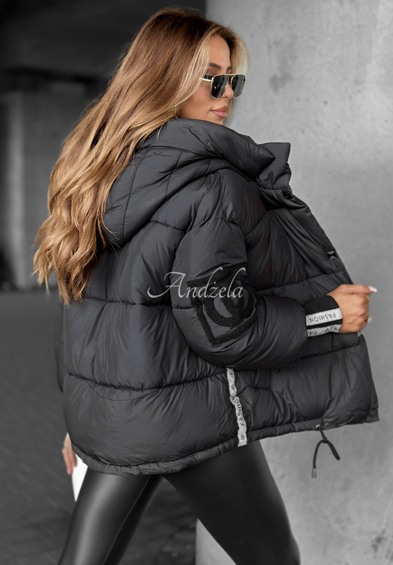Steppjacke mit Streifen Just Guessing Schwarz