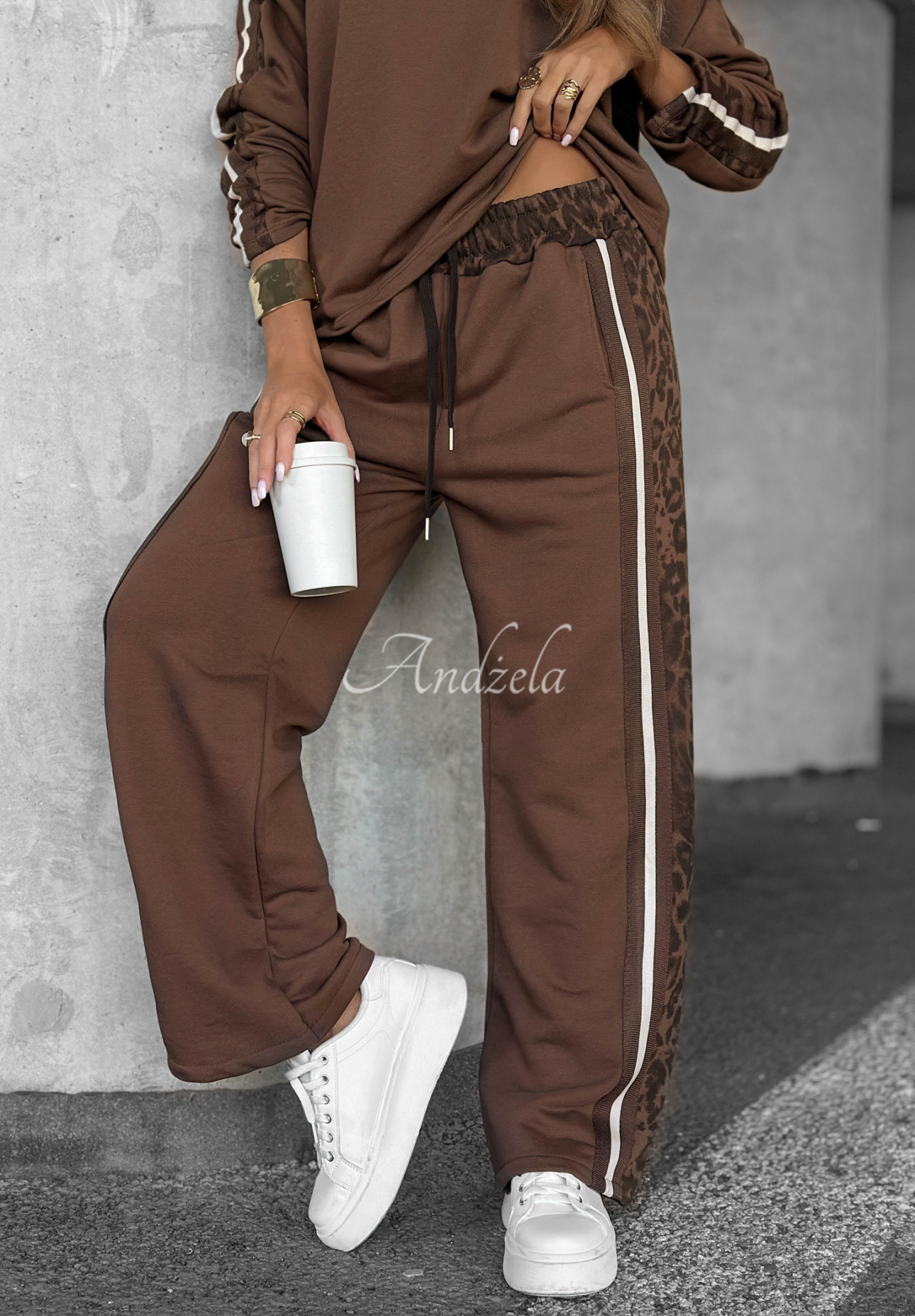 Jogginghose mit Leopardenmuster Leopard Luxe Schokoladenbraun