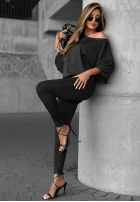 Bluse oversize na jedno ramię Missing Piece Schwarz