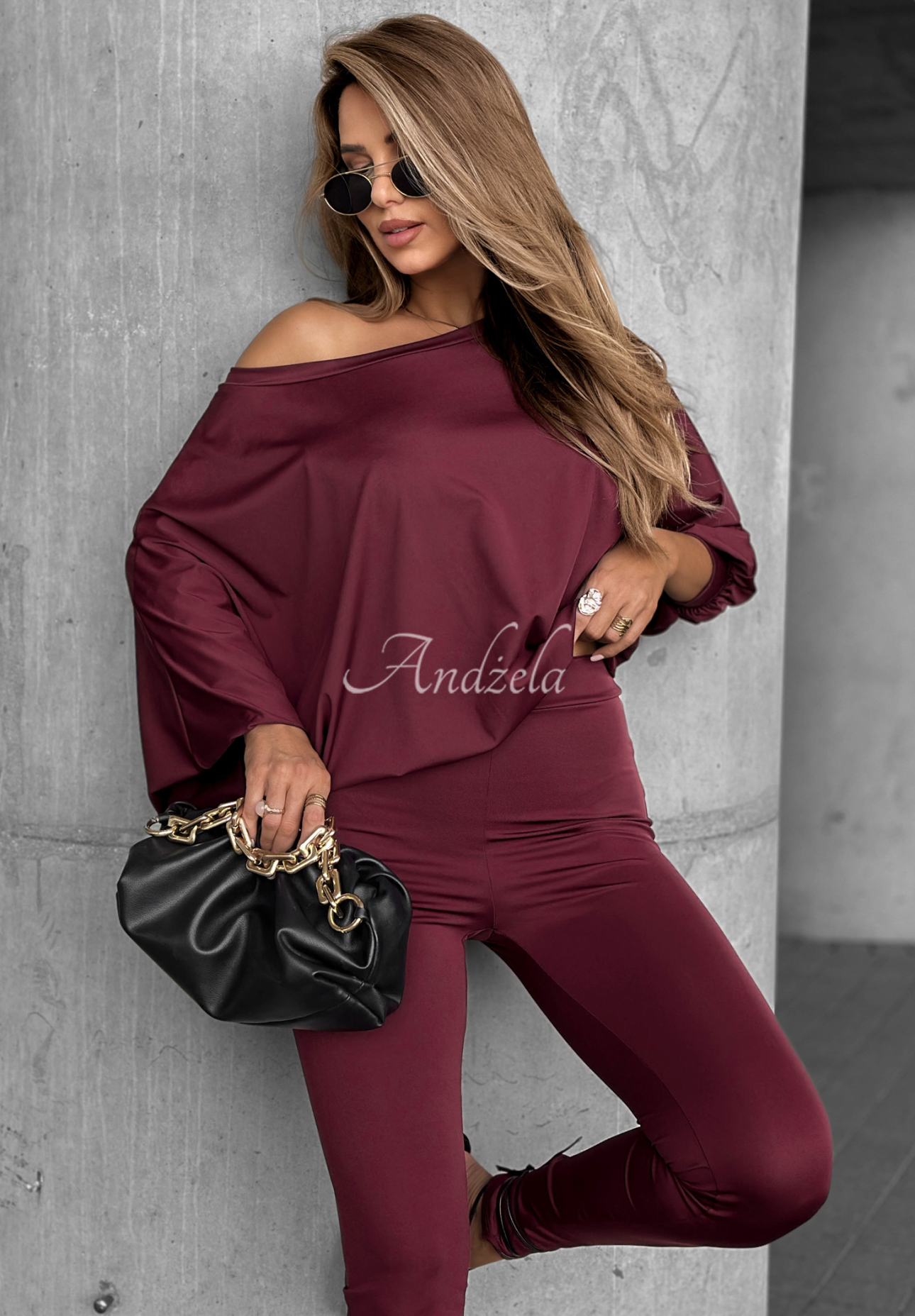 Set aus One-Shoulder-Bluse und Leggings Missing Piece Burgunderrot