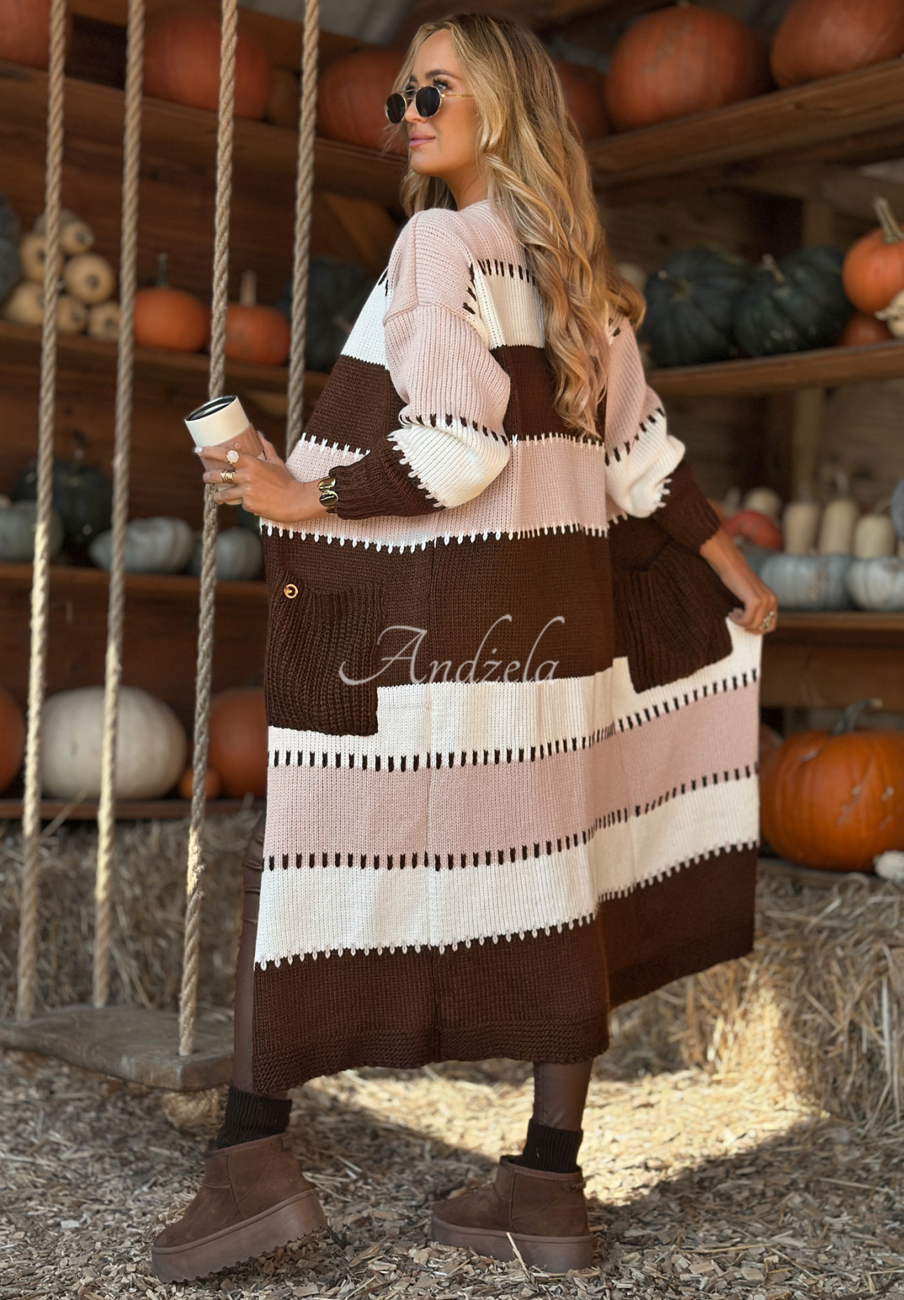Lange gestreifte Strickjacke Spill The Tea Beige-Schokoladenbraun