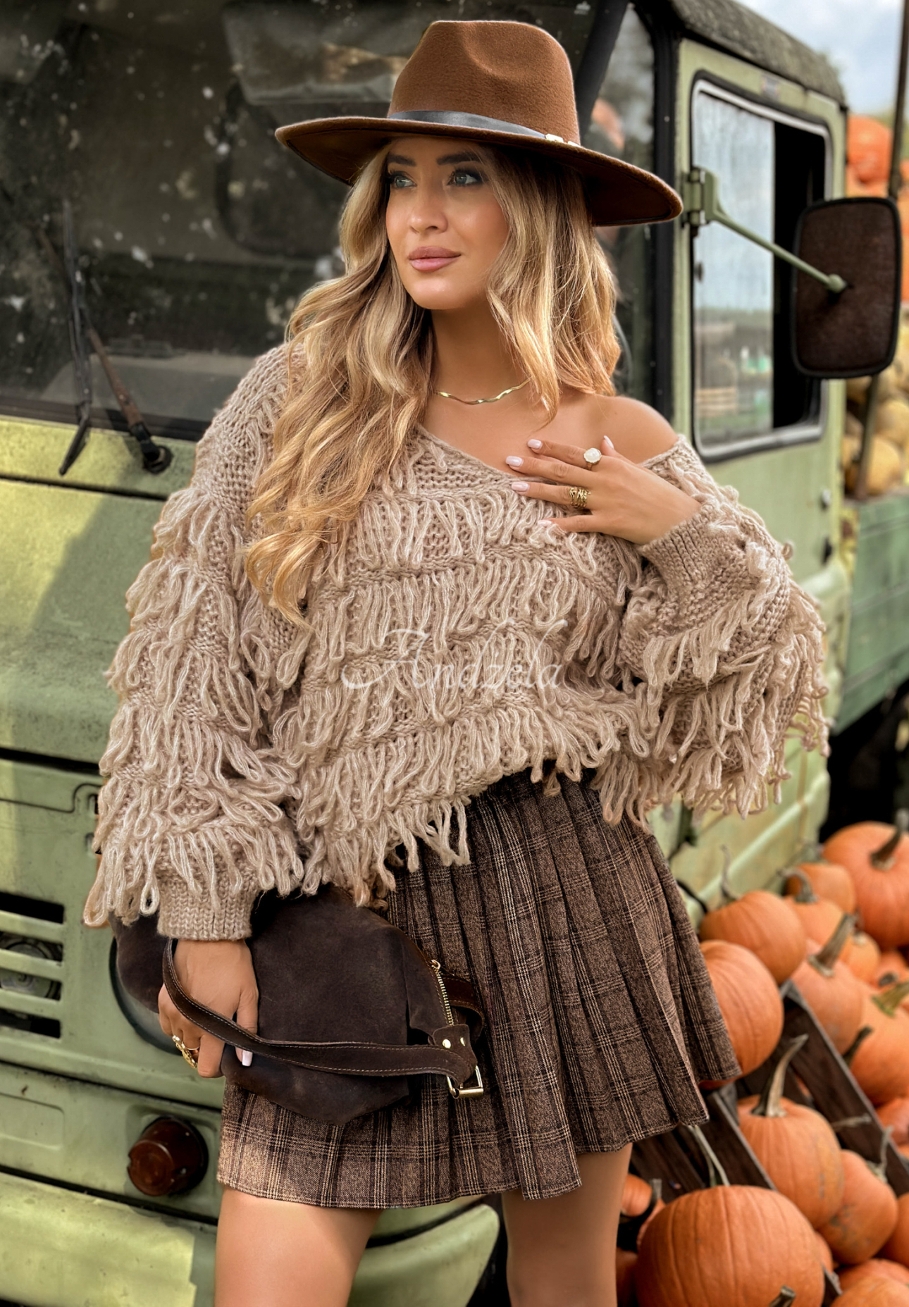 Pullover mit Fransen Told Too Much Beige