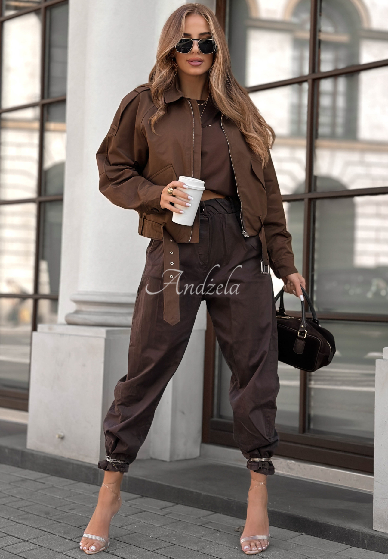 Kurze Jacke mit Taschen Not Forget Schokoladenbraun