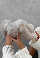 Pantoletten z futerkiem Fluffy Feet Beige