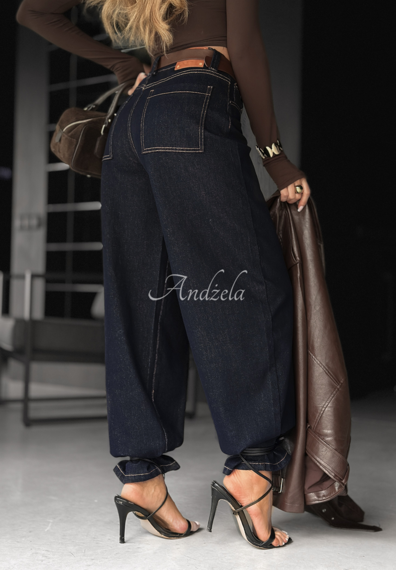Banana Jeans mit Gürtel Pause &amp; Breathe Dunkelblau