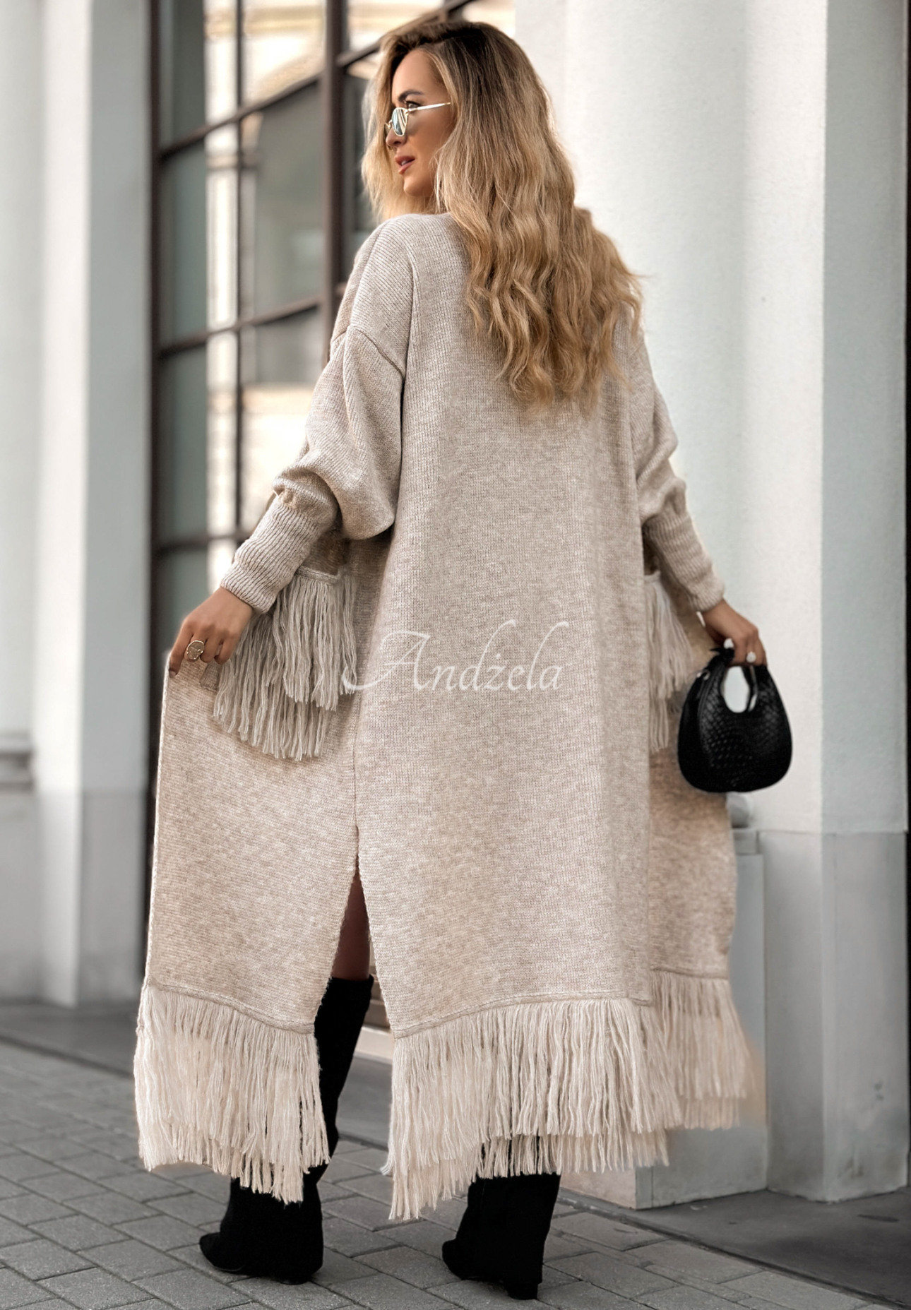 Langer Cardigan mit Fransen Find Her Glow Beige