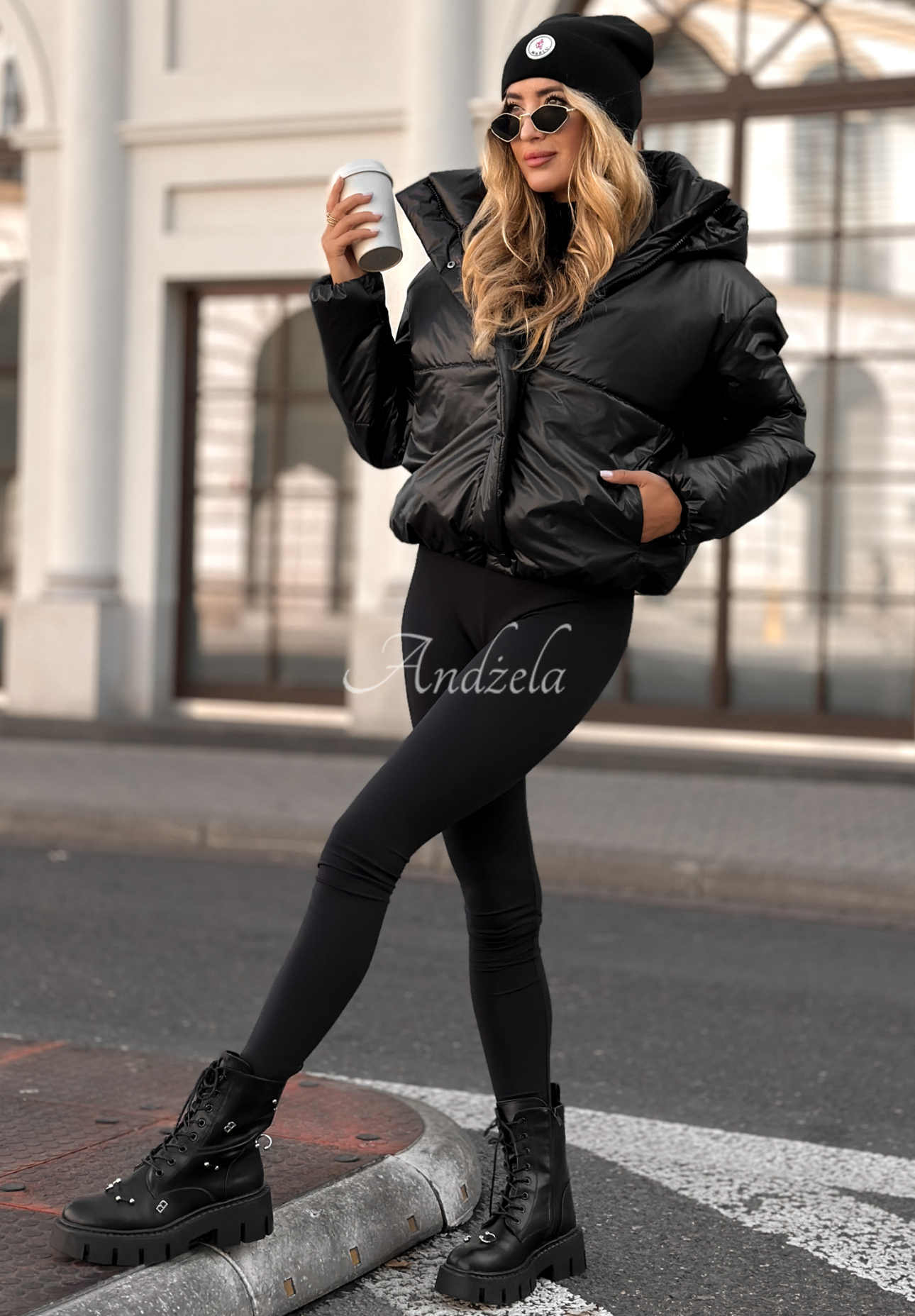 Steppjacke mit Kapuze Too Late Now Schwarz