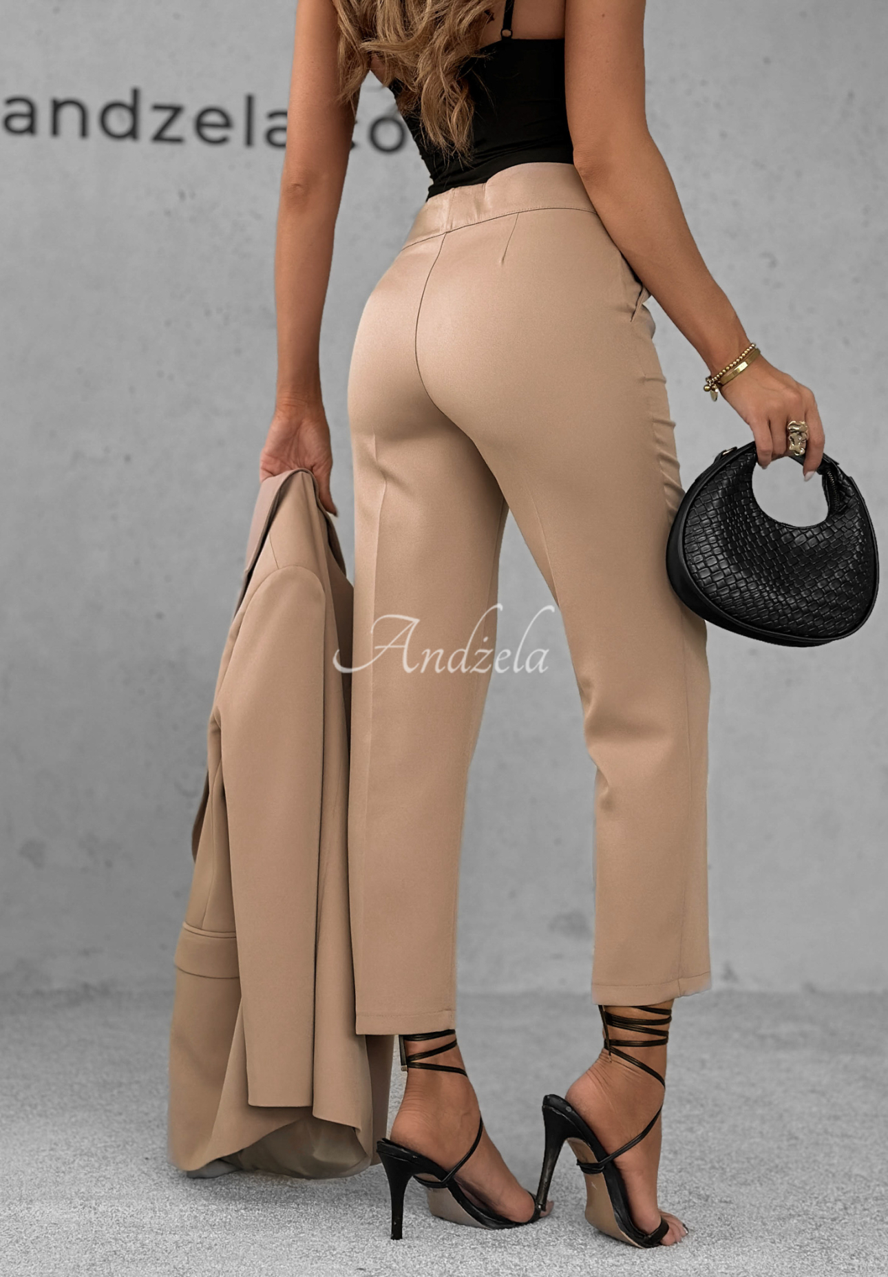 Elegante Zigarettenhose Runway Ready Latte