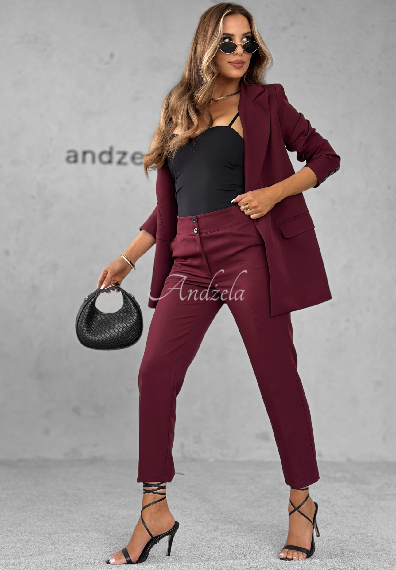 Elegante Zigarettenhose Runway Ready Burgund