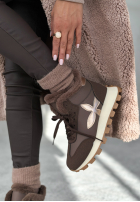Sneakersy z futerkiem Getting Really Cold Schokoladenbraun